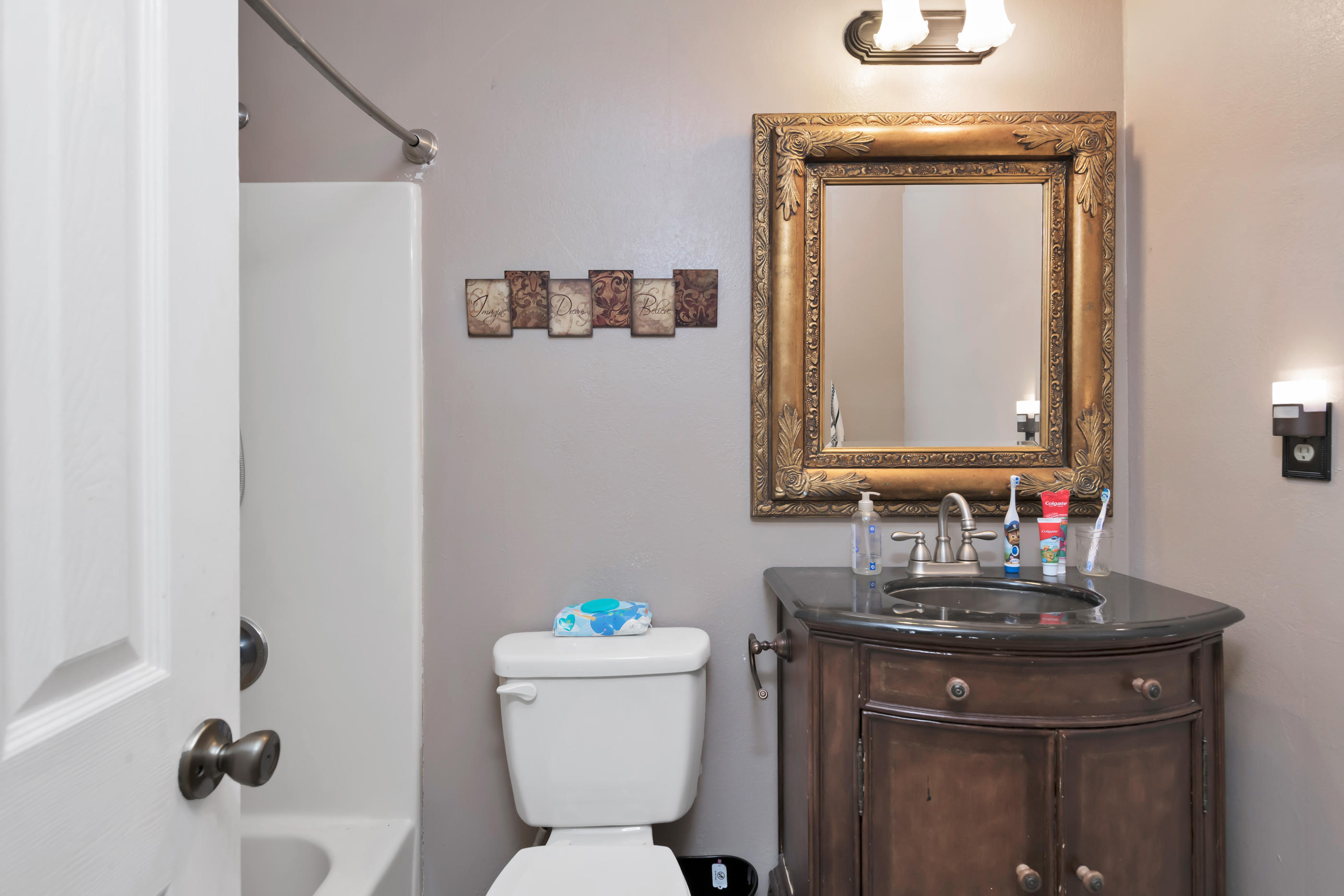 PAGE PLACE 2 - Residential