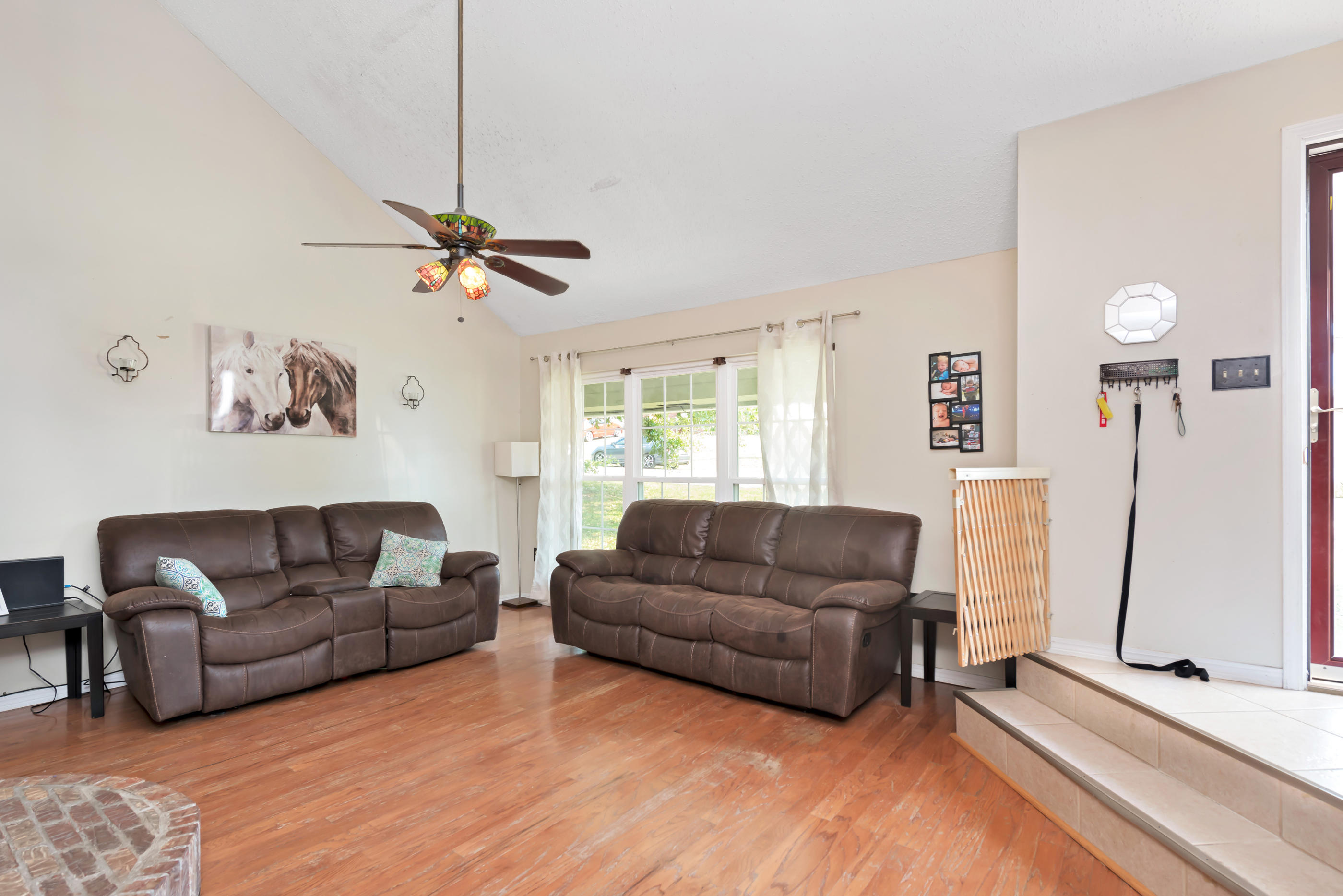 PAGE PLACE 2 - Residential