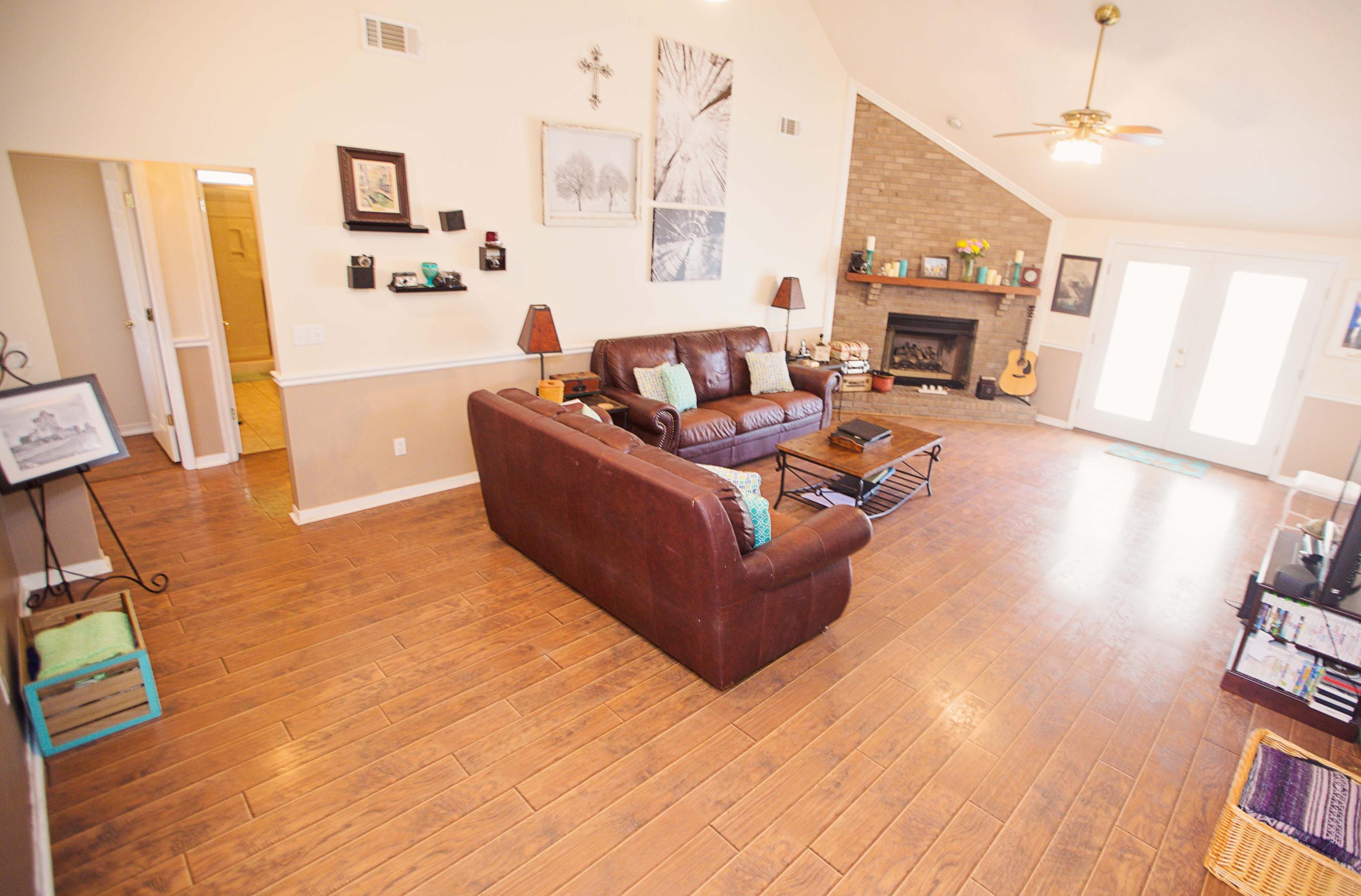 TANGLEWOOD S/D 2ND ADDN - Residential