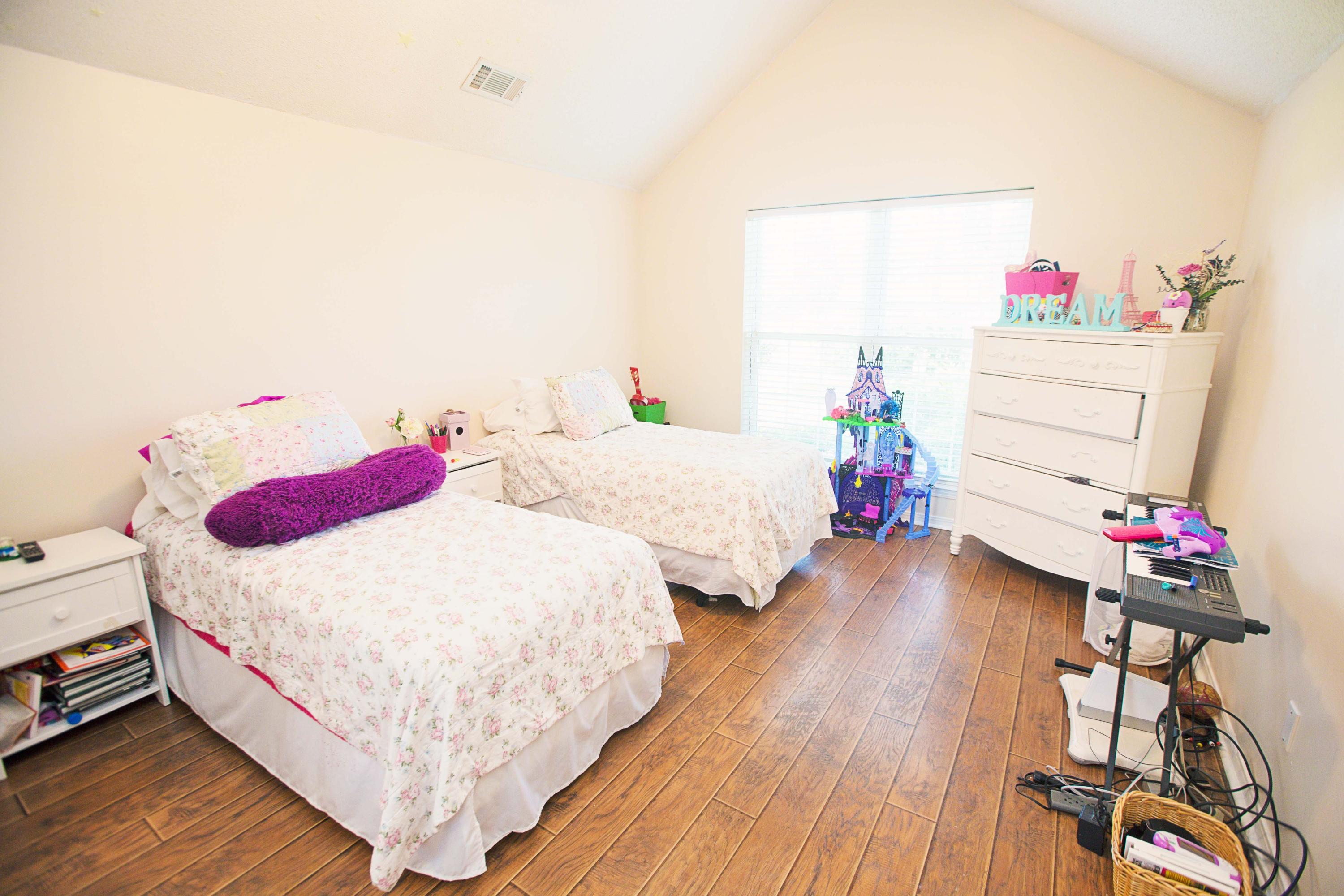 TANGLEWOOD S/D 2ND ADDN - Residential