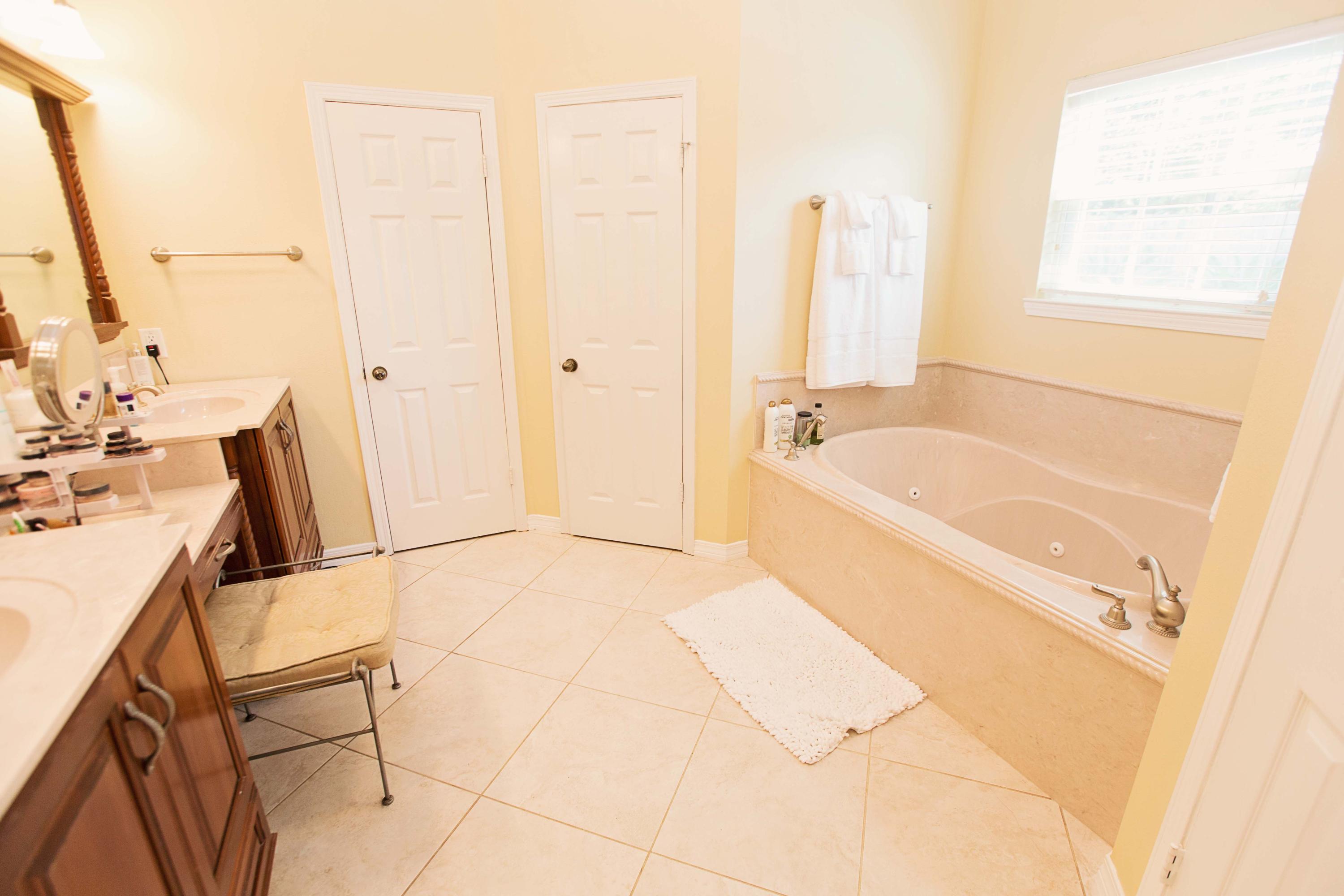 TANGLEWOOD S/D 2ND ADDN - Residential