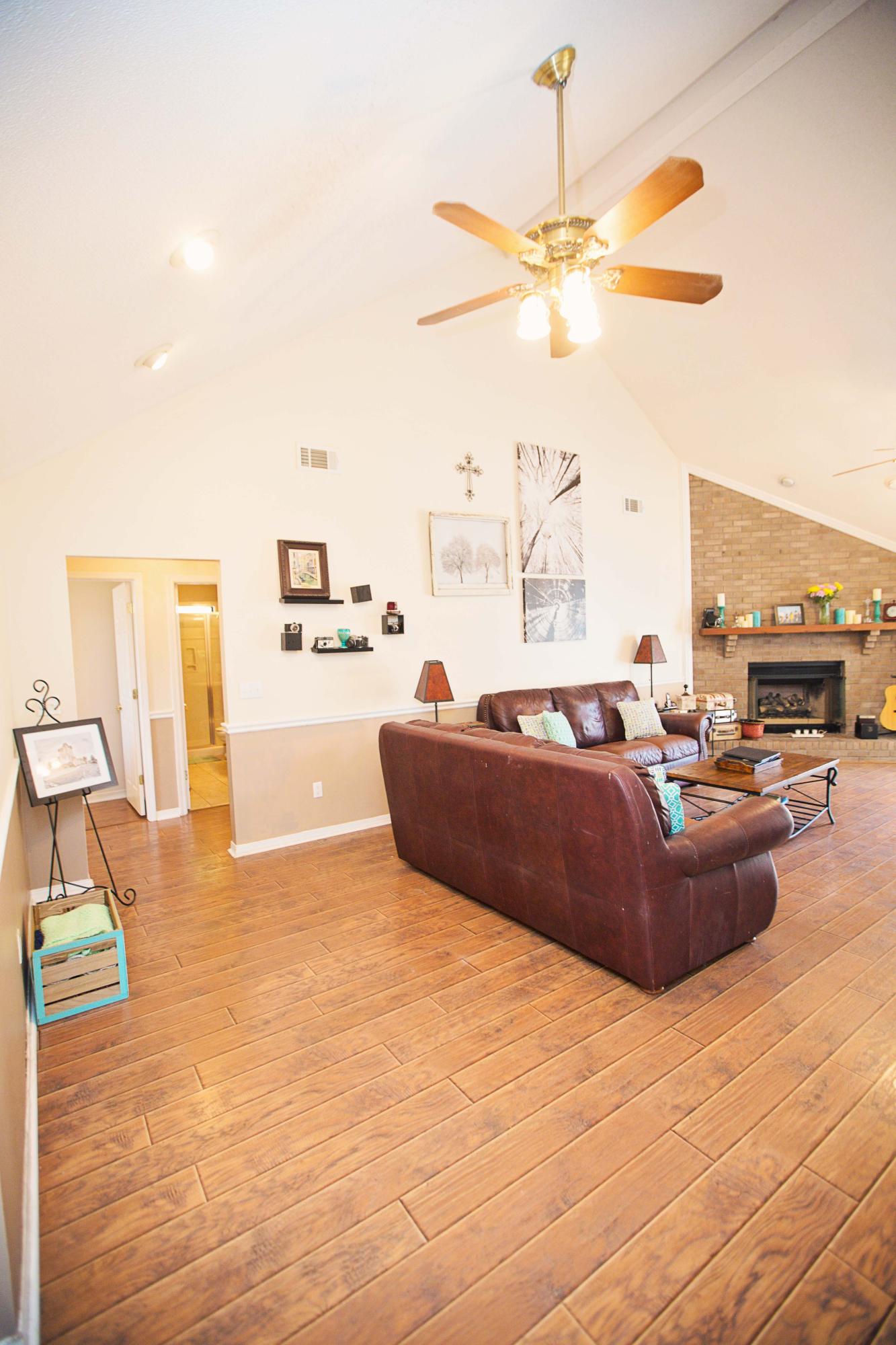 TANGLEWOOD S/D 2ND ADDN - Residential