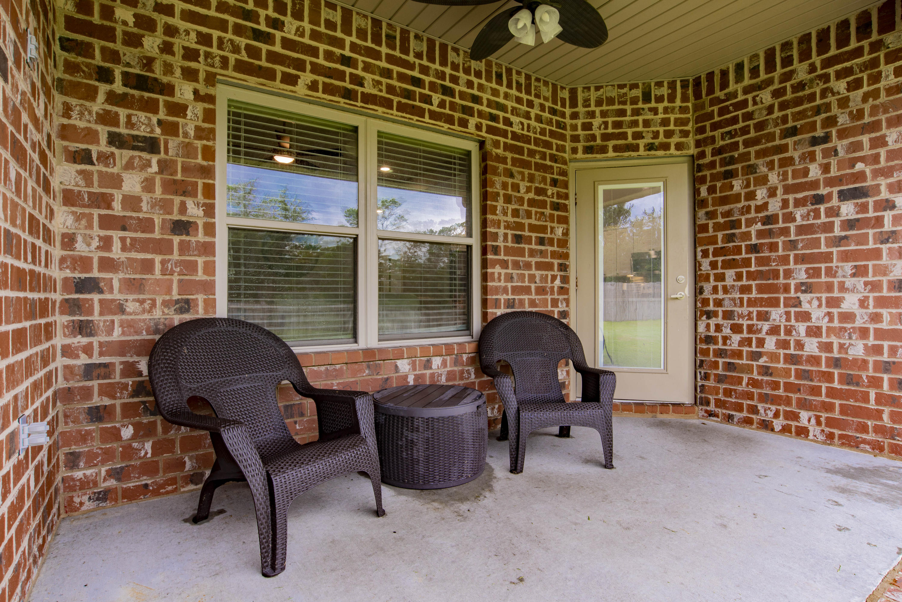 HICKORY SHORES - Residential