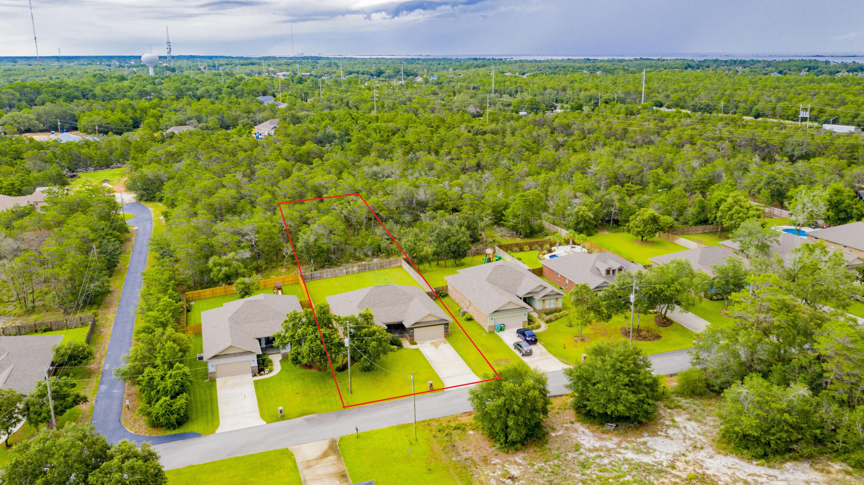 HICKORY SHORES - Residential