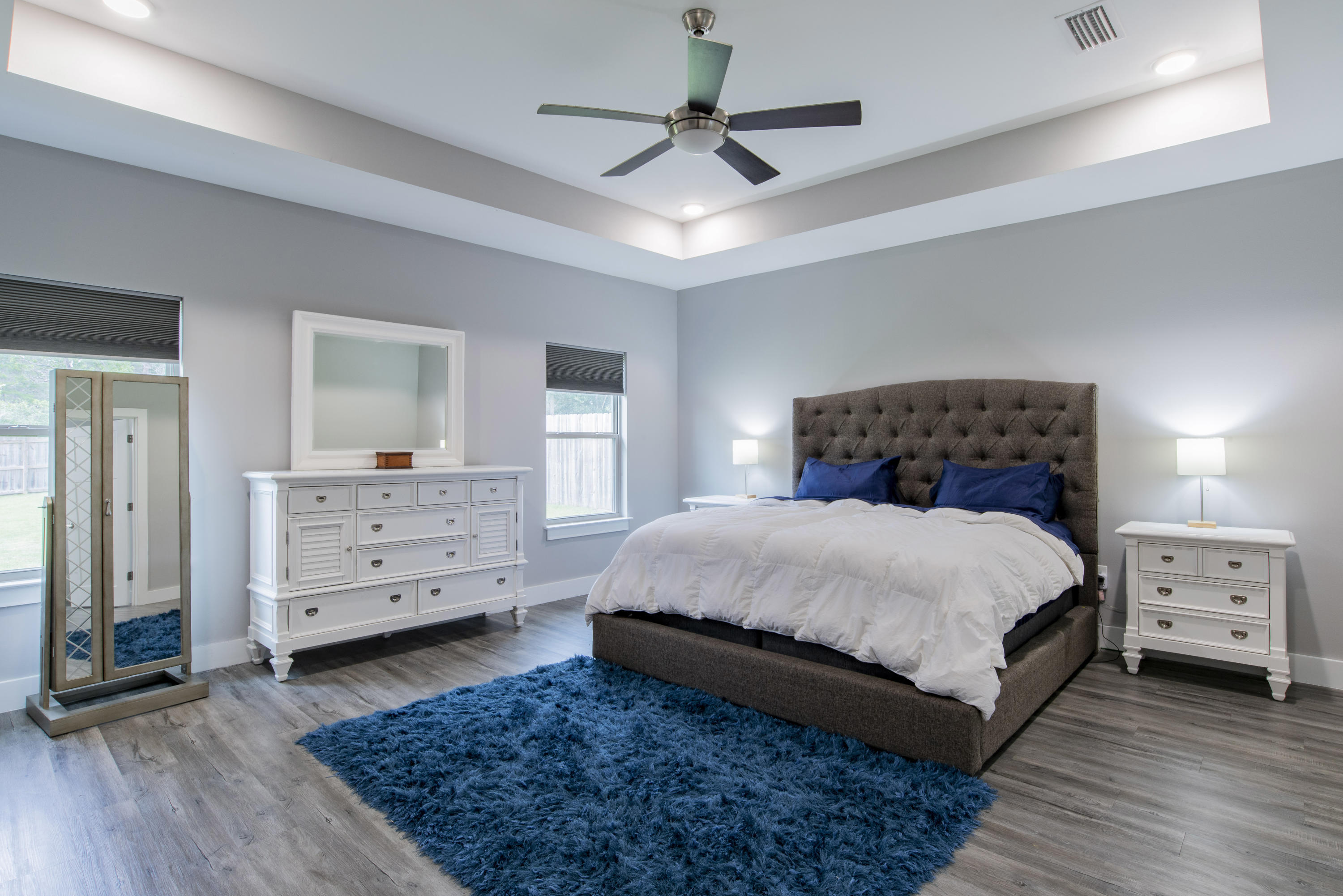 HICKORY SHORES - Residential