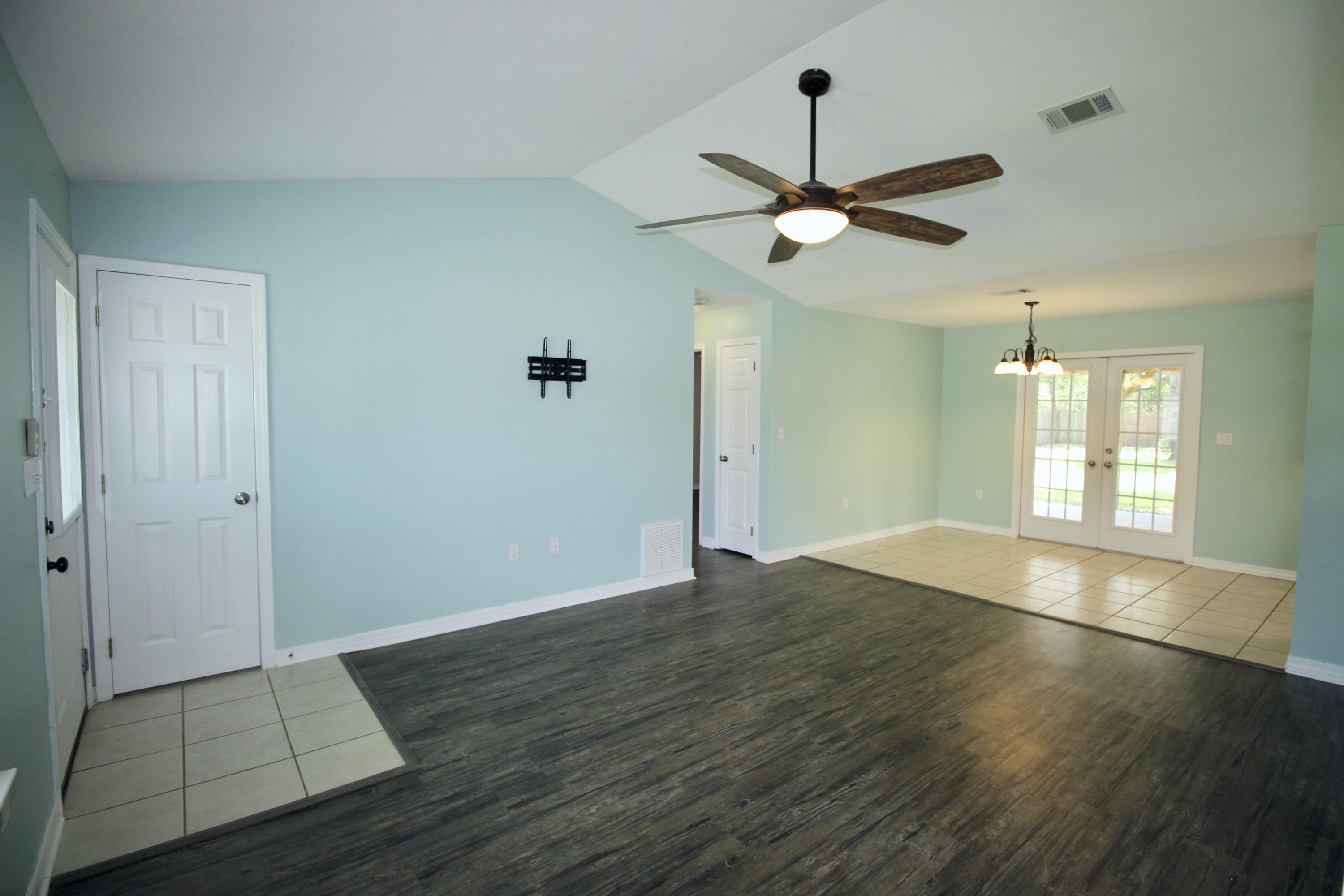 OAKWOOD LAKES EST - Residential