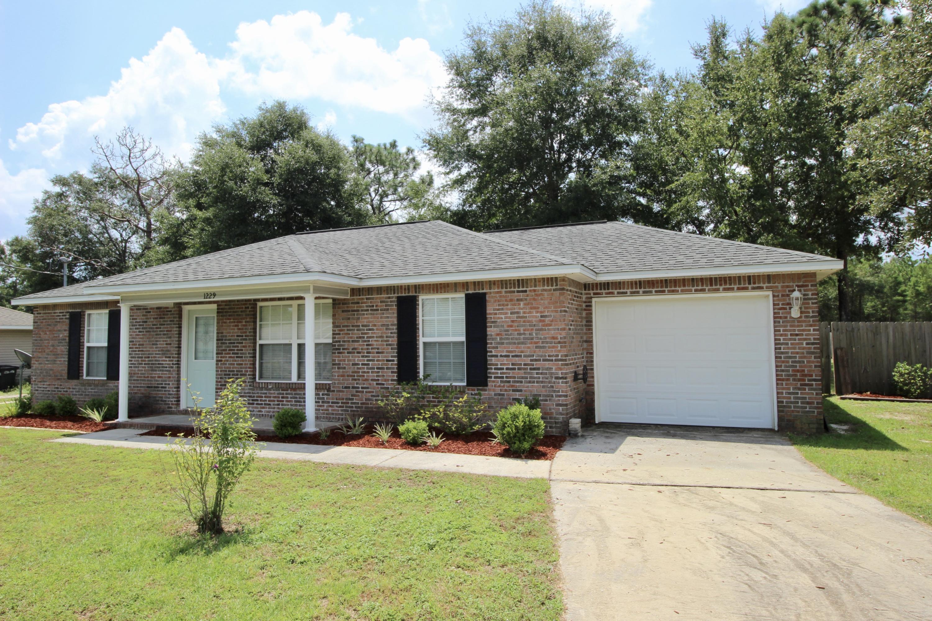 OAKWOOD LAKES EST - Residential