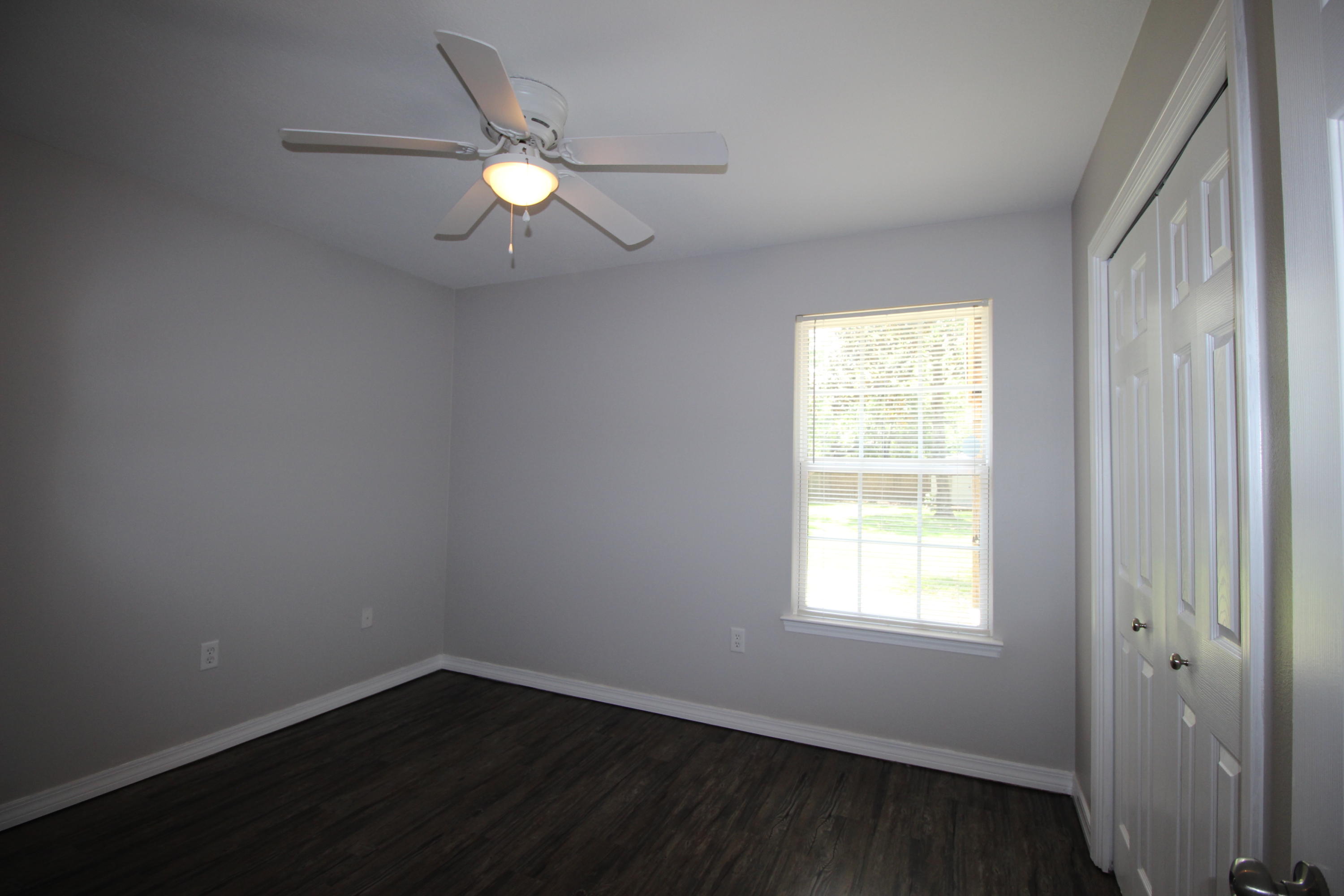 OAKWOOD LAKES EST - Residential