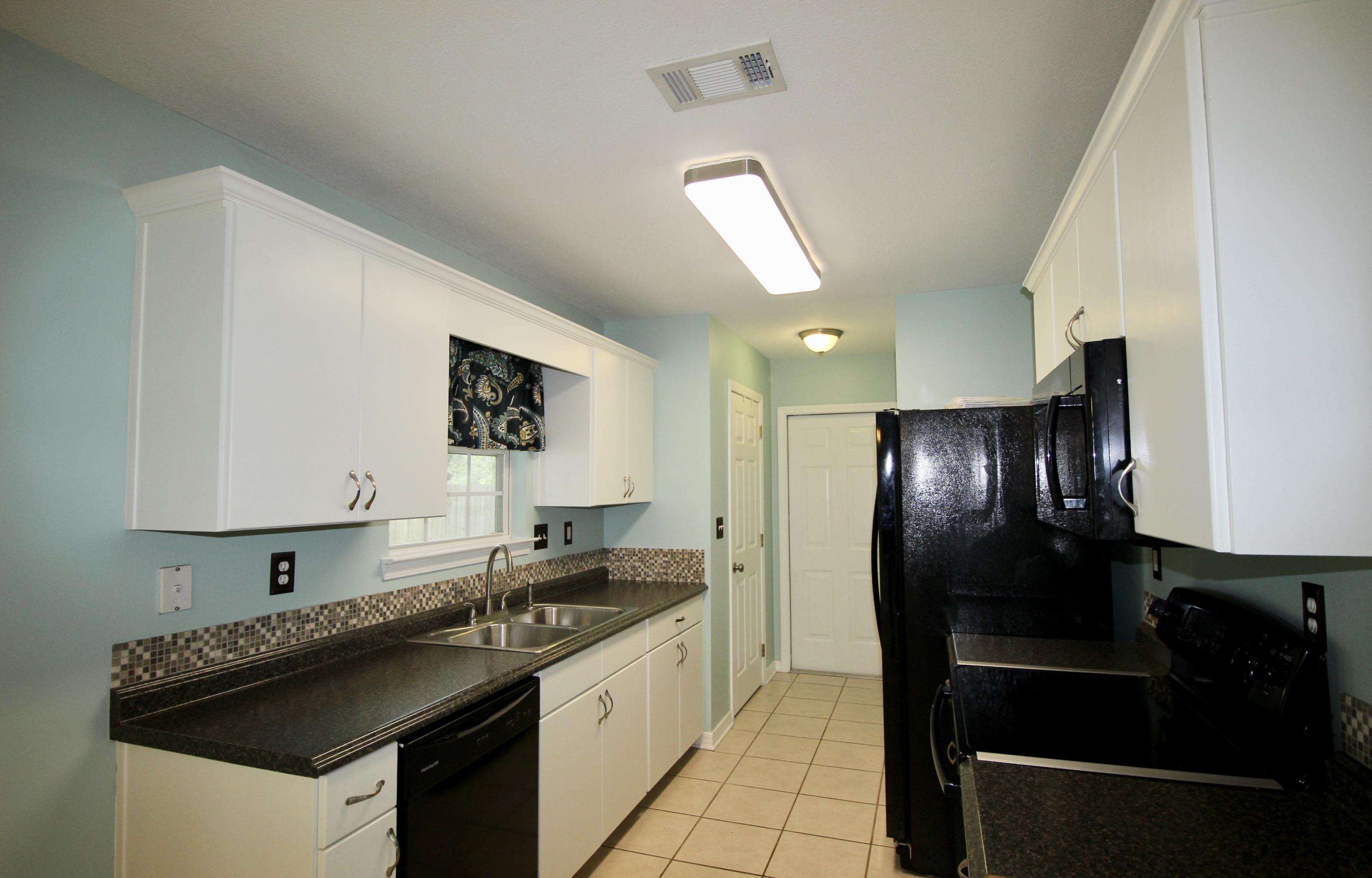 OAKWOOD LAKES EST - Residential