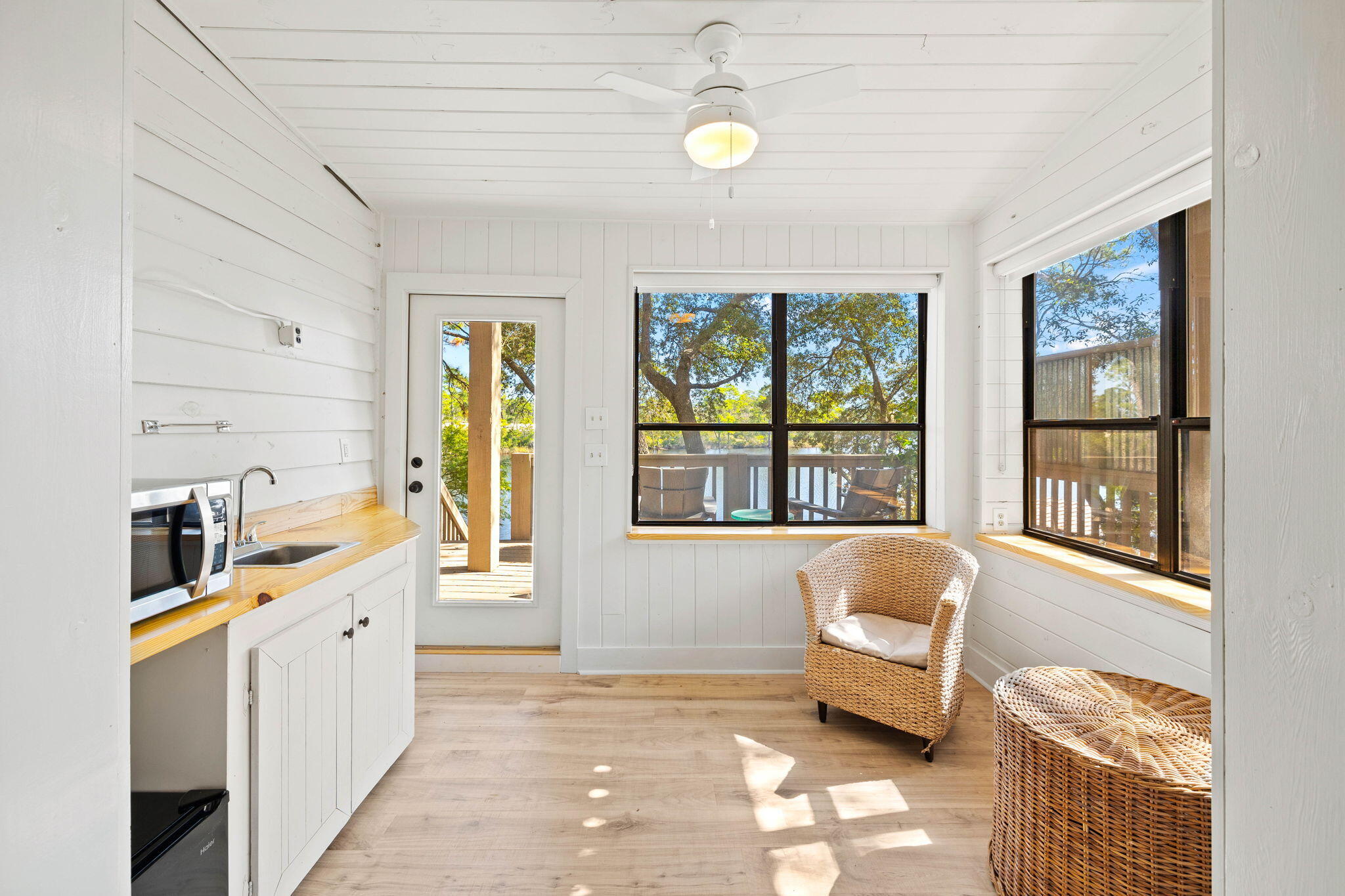 LAKE SHORE ESTATES - Residential