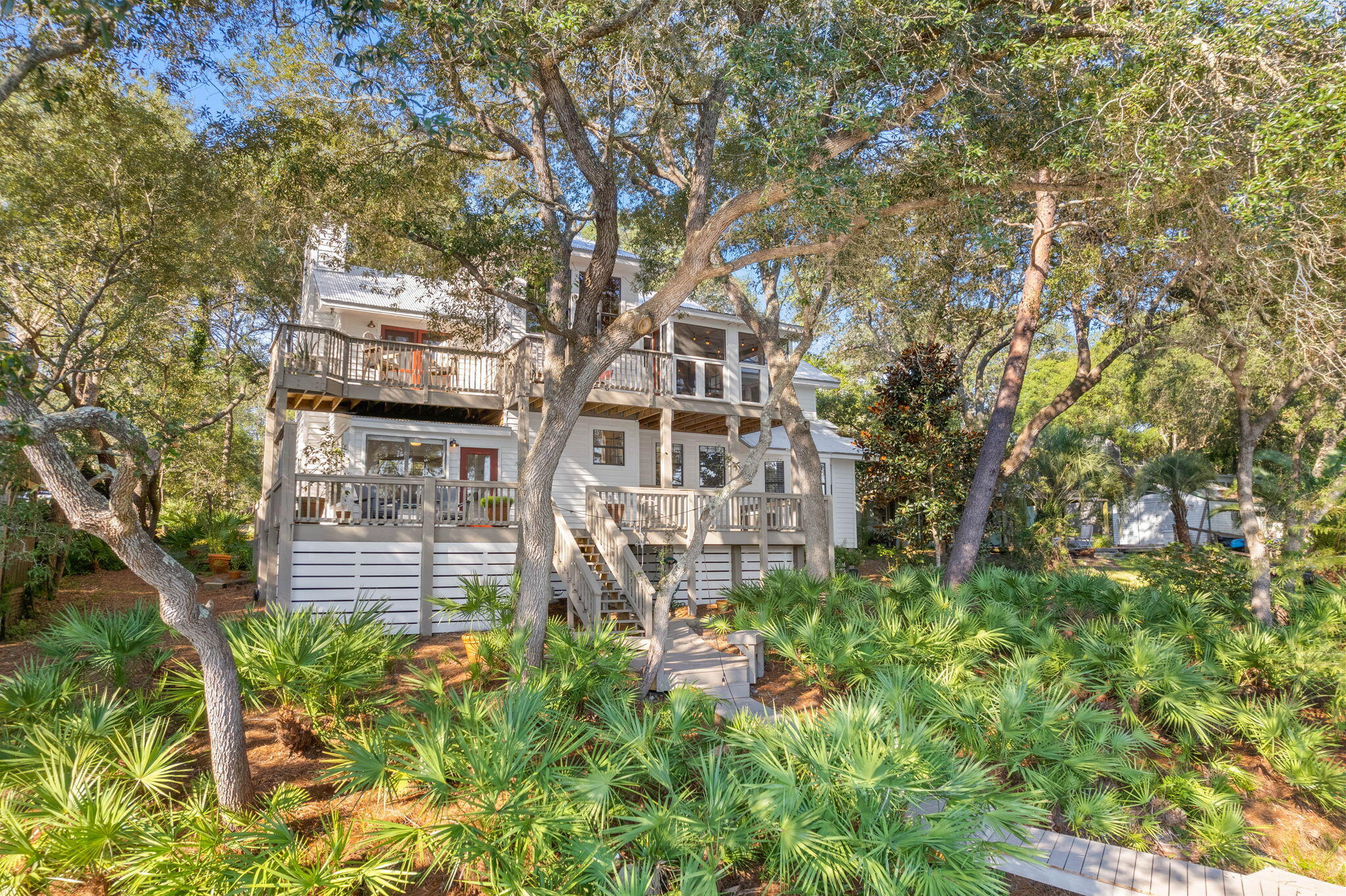 LAKE SHORE ESTATES - Residential