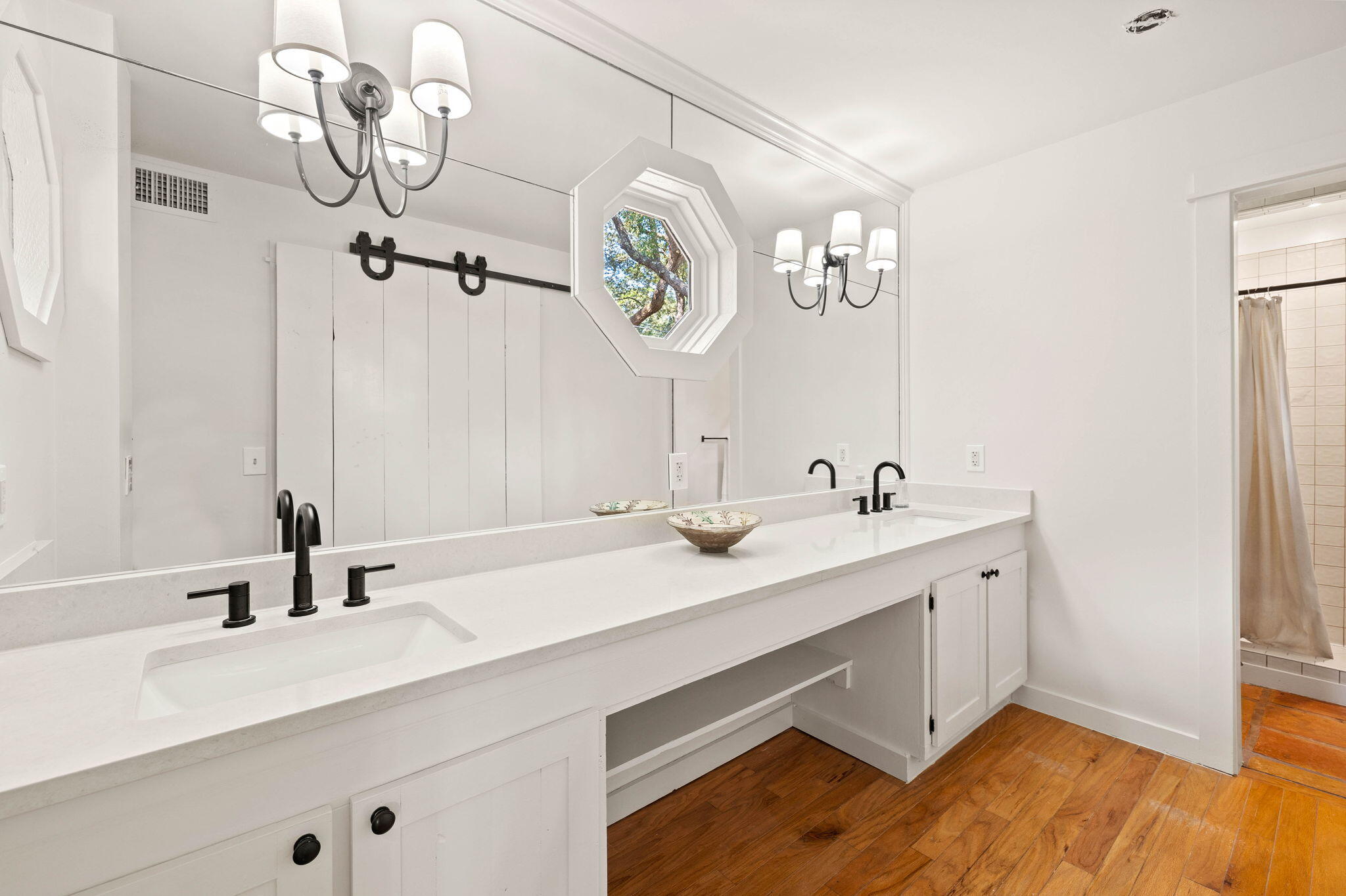 LAKE SHORE ESTATES - Residential