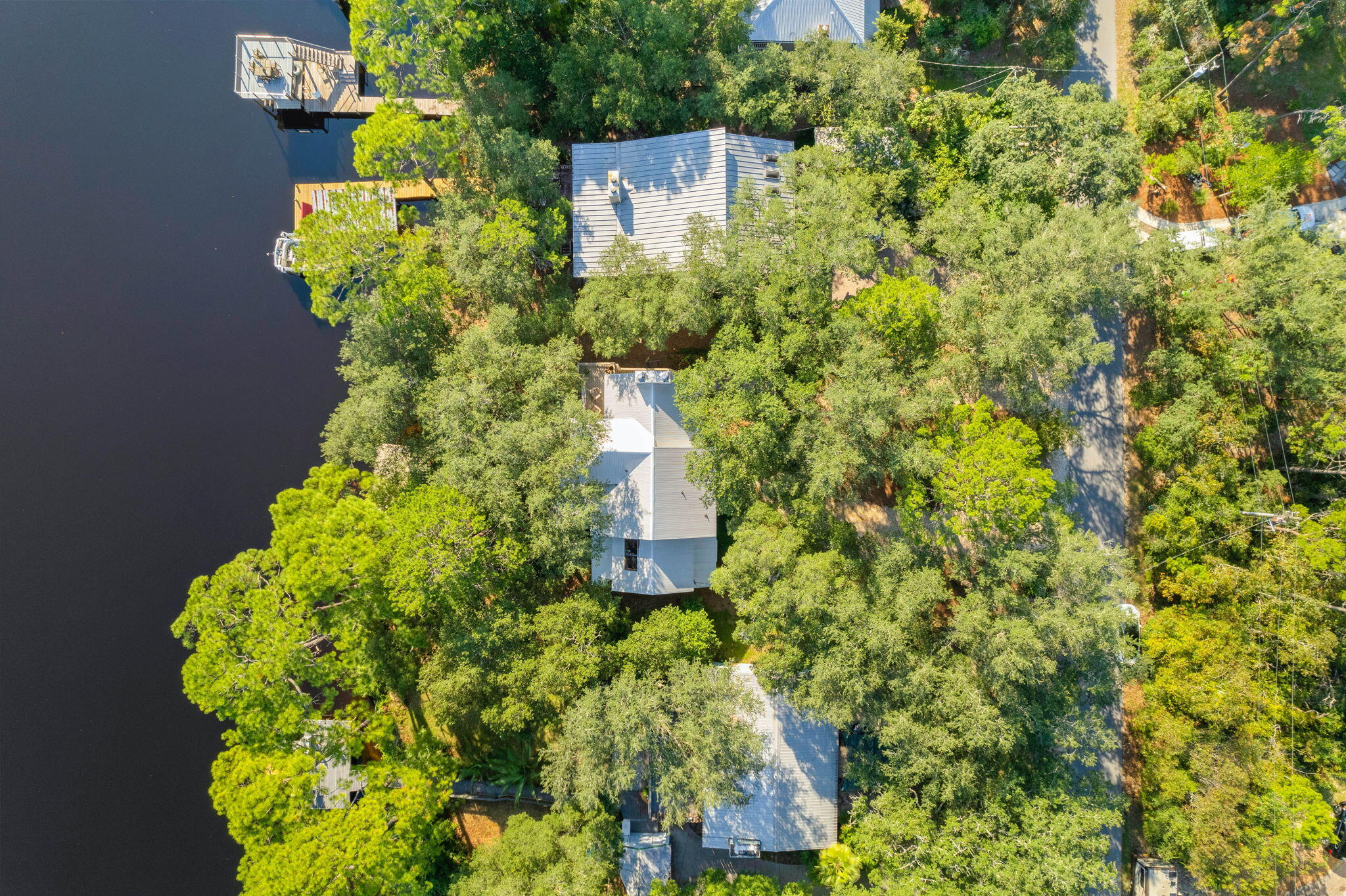 LAKE SHORE ESTATES - Residential