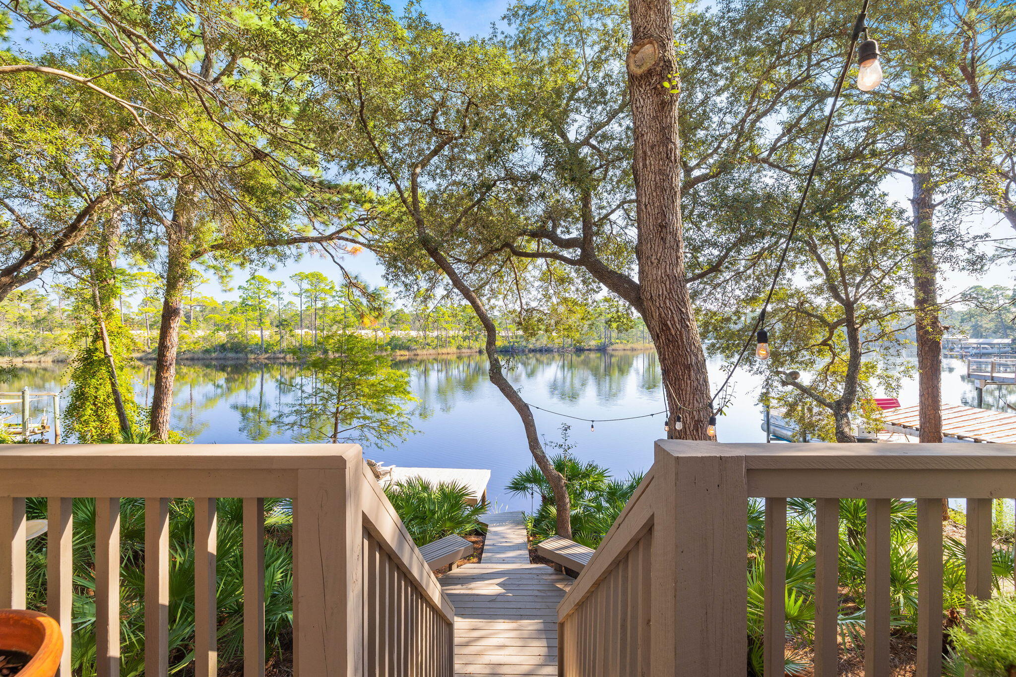 LAKE SHORE ESTATES - Residential