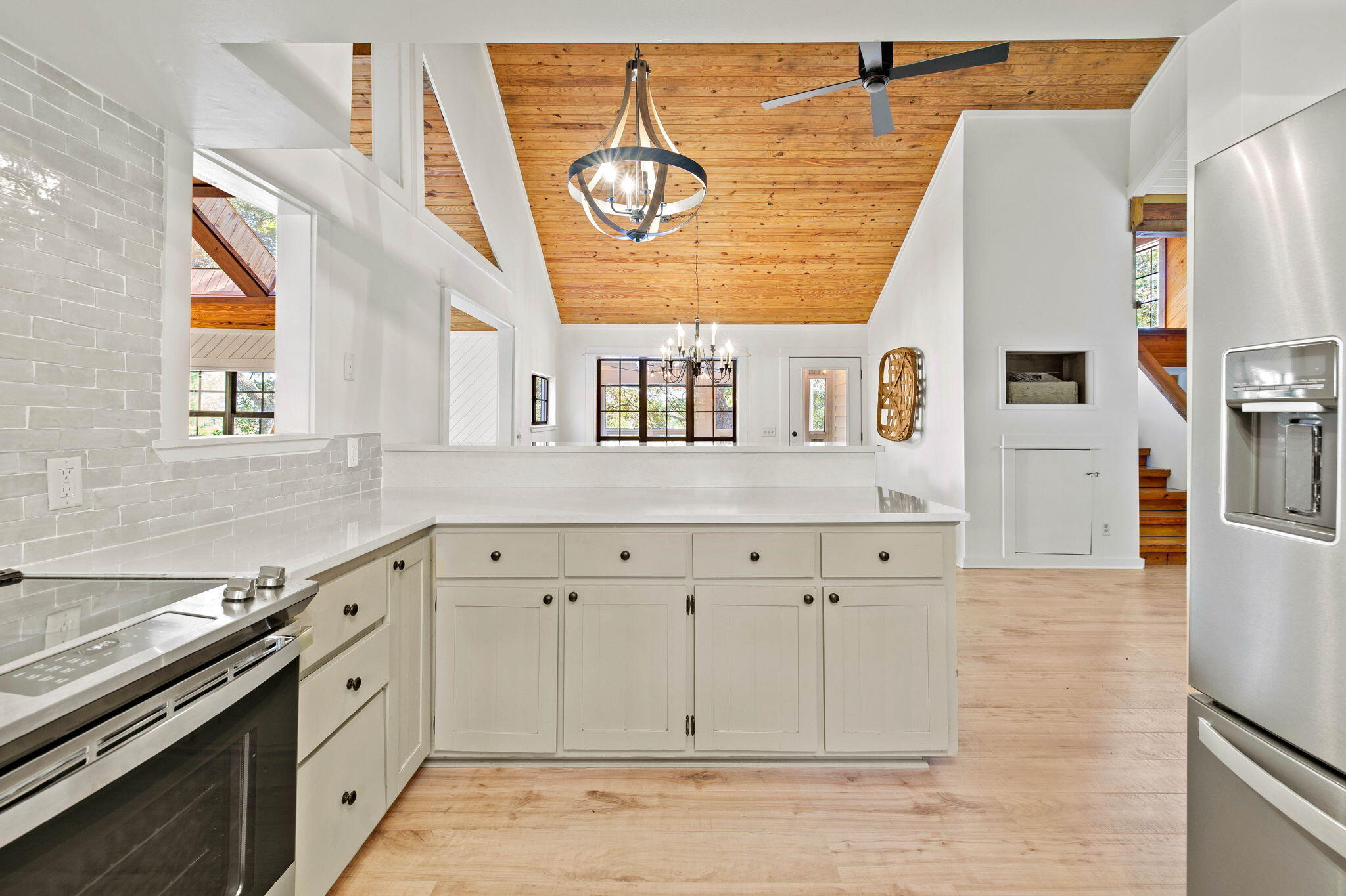 LAKE SHORE ESTATES - Residential