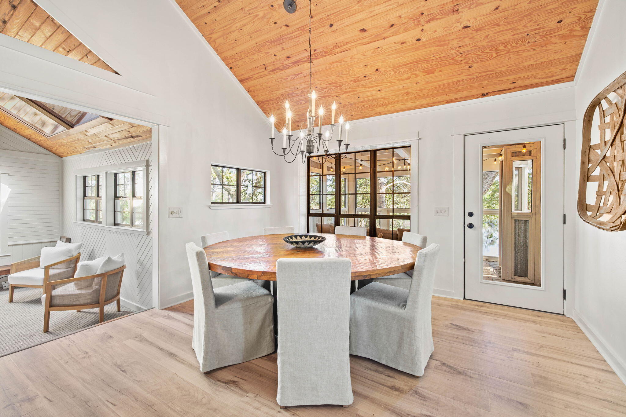 LAKE SHORE ESTATES - Residential