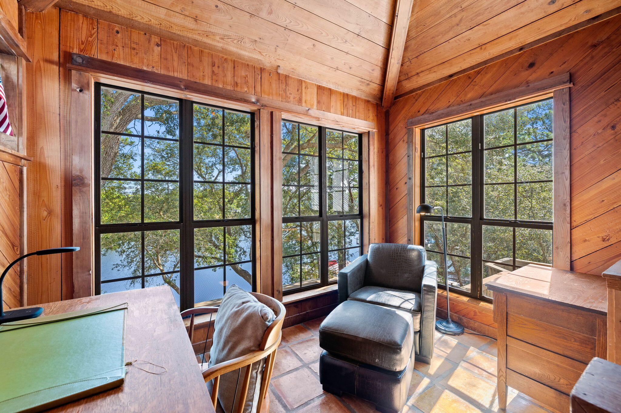 LAKE SHORE ESTATES - Residential