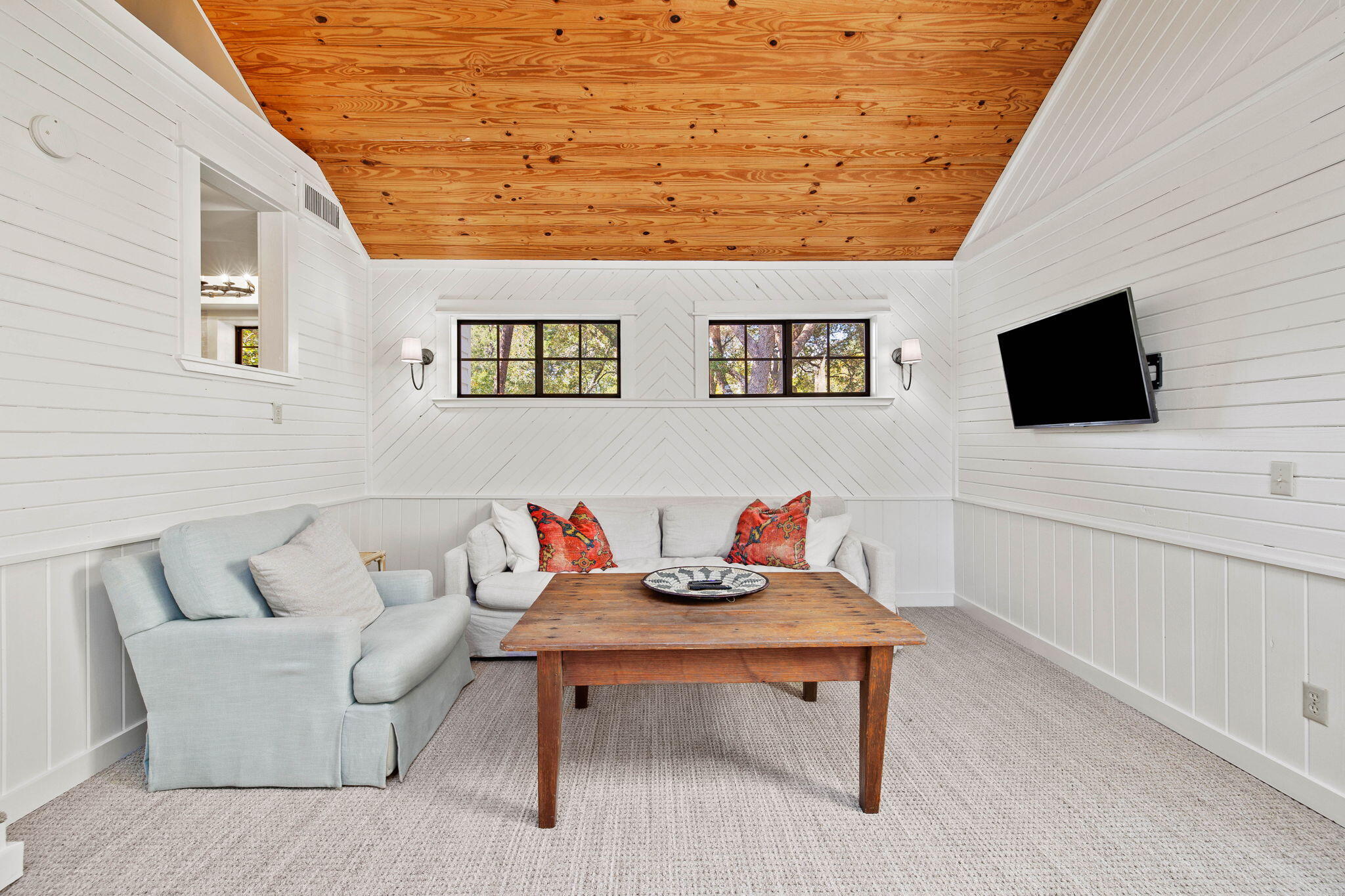 LAKE SHORE ESTATES - Residential