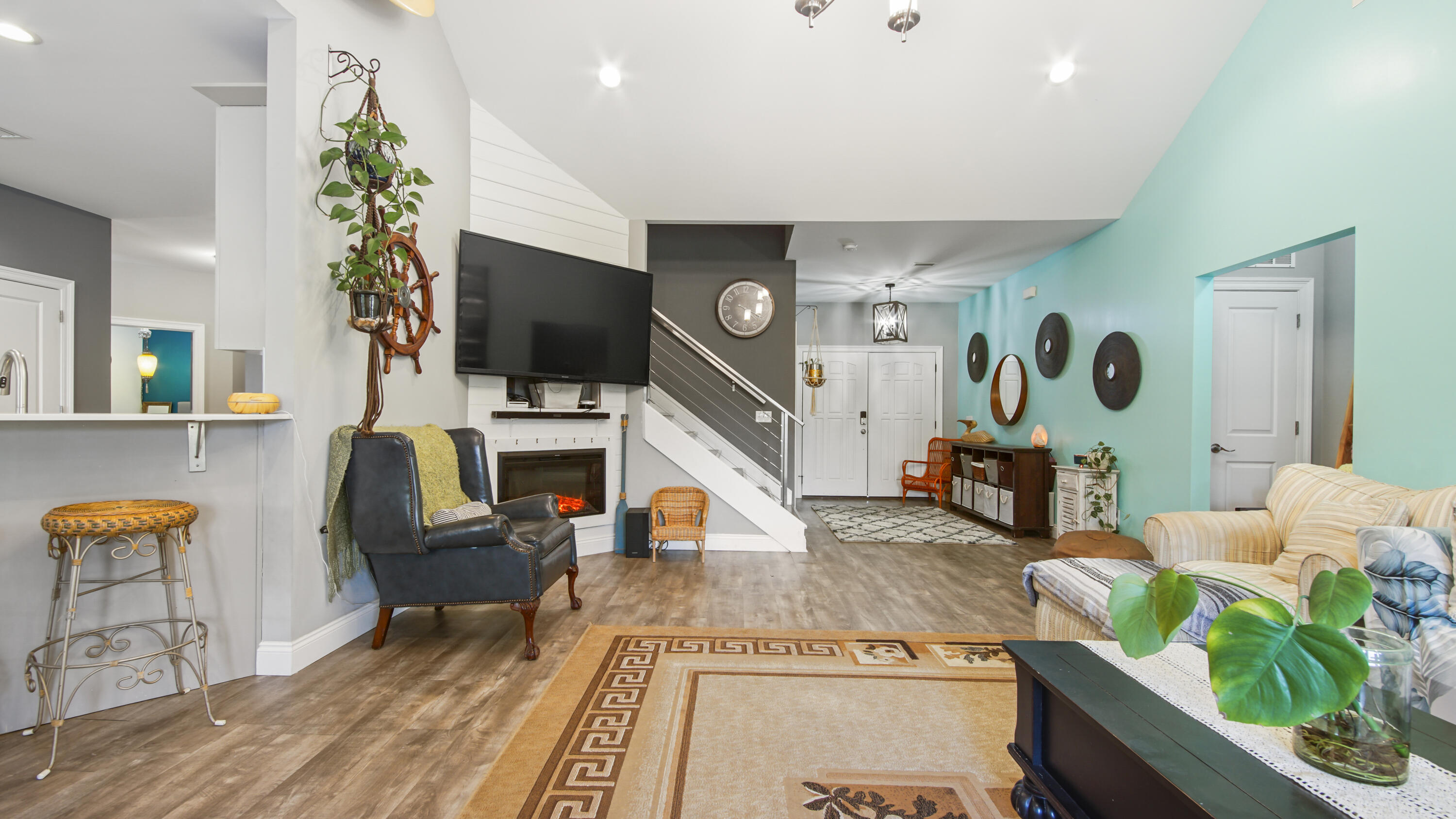 NO RECORDED SUBDIVISION - Residential