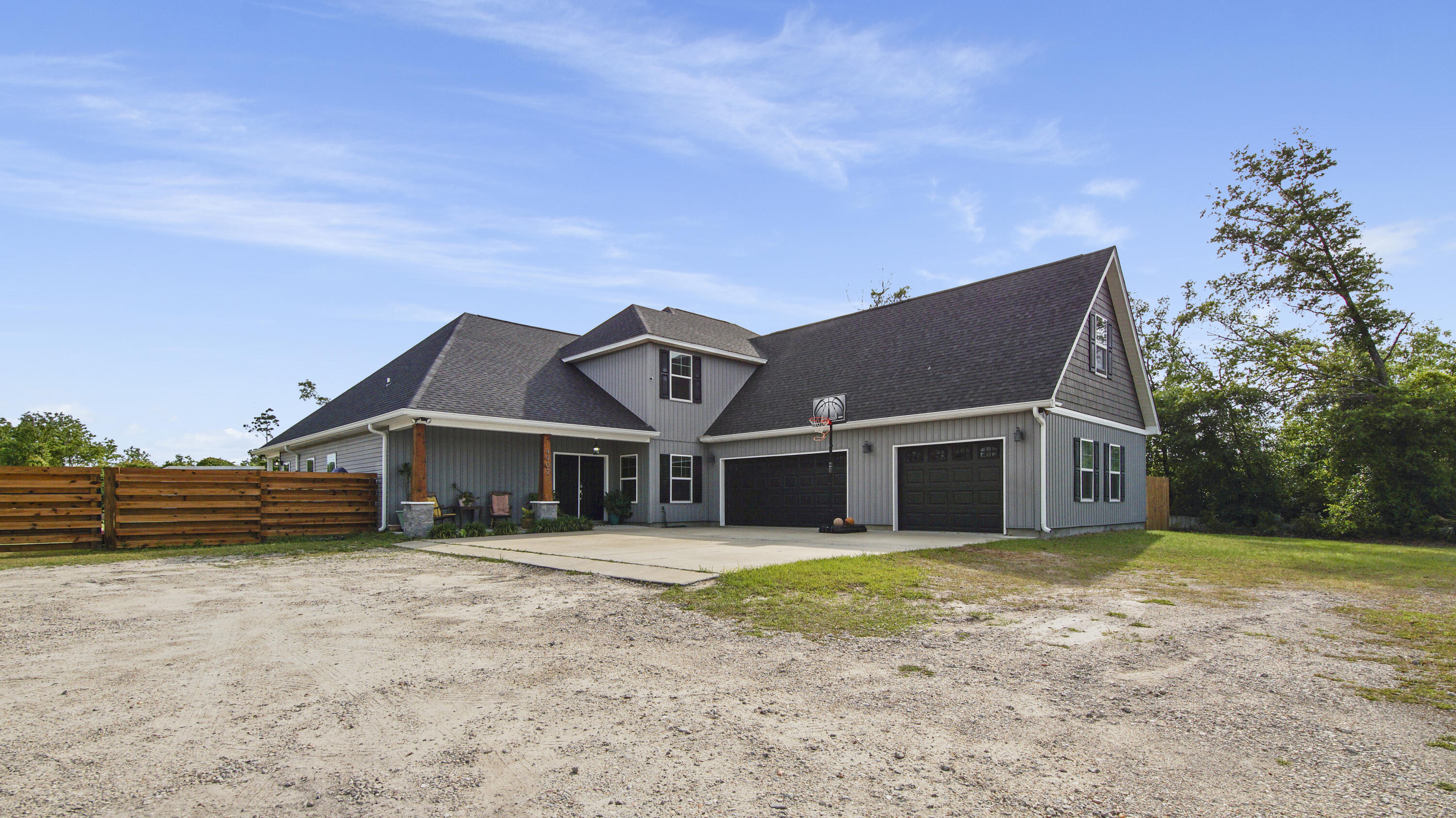 NO RECORDED SUBDIVISION - Residential