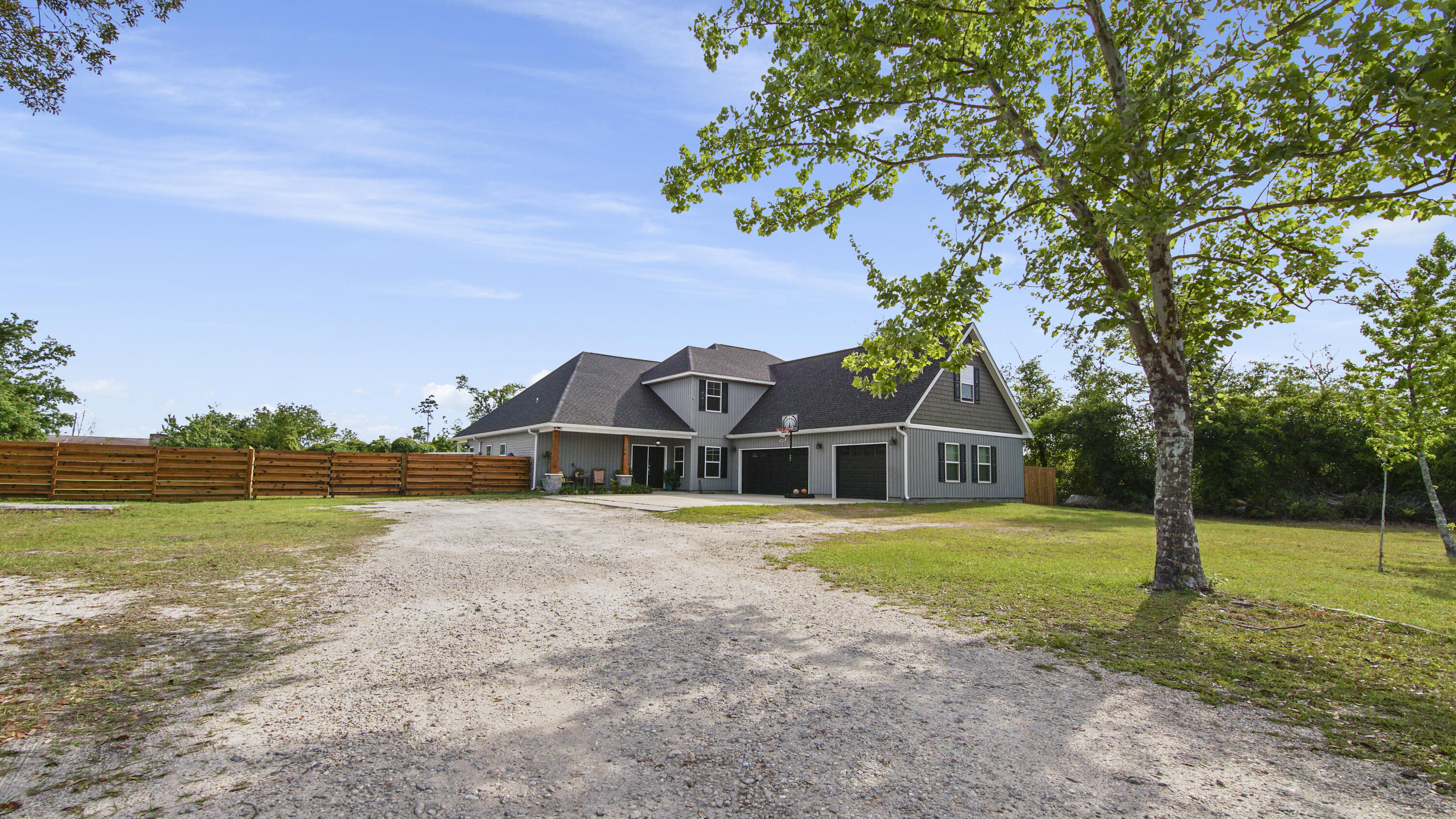 NO RECORDED SUBDIVISION - Residential