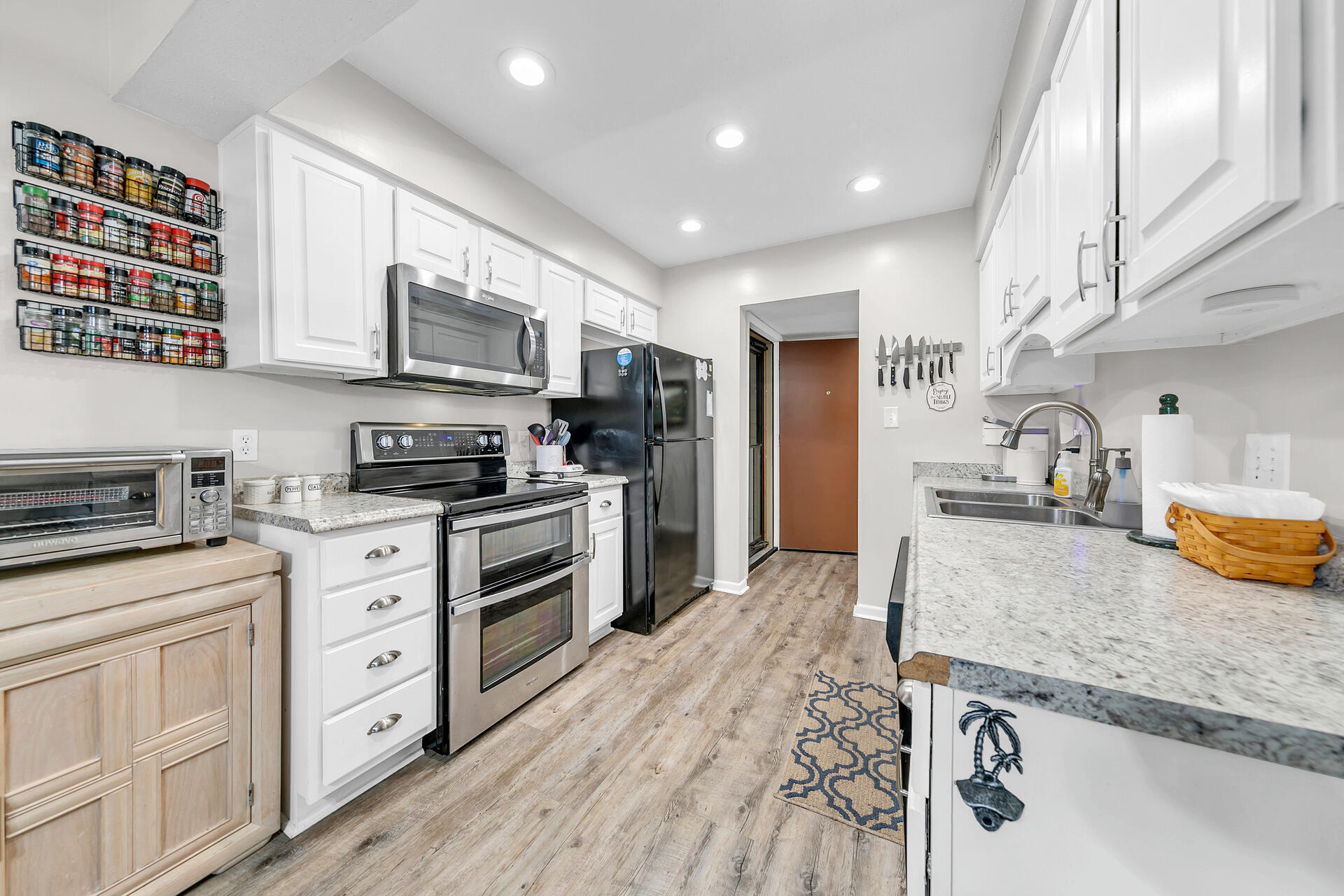 SEASCAPE CONDO FAIRWAYS AT - Residential