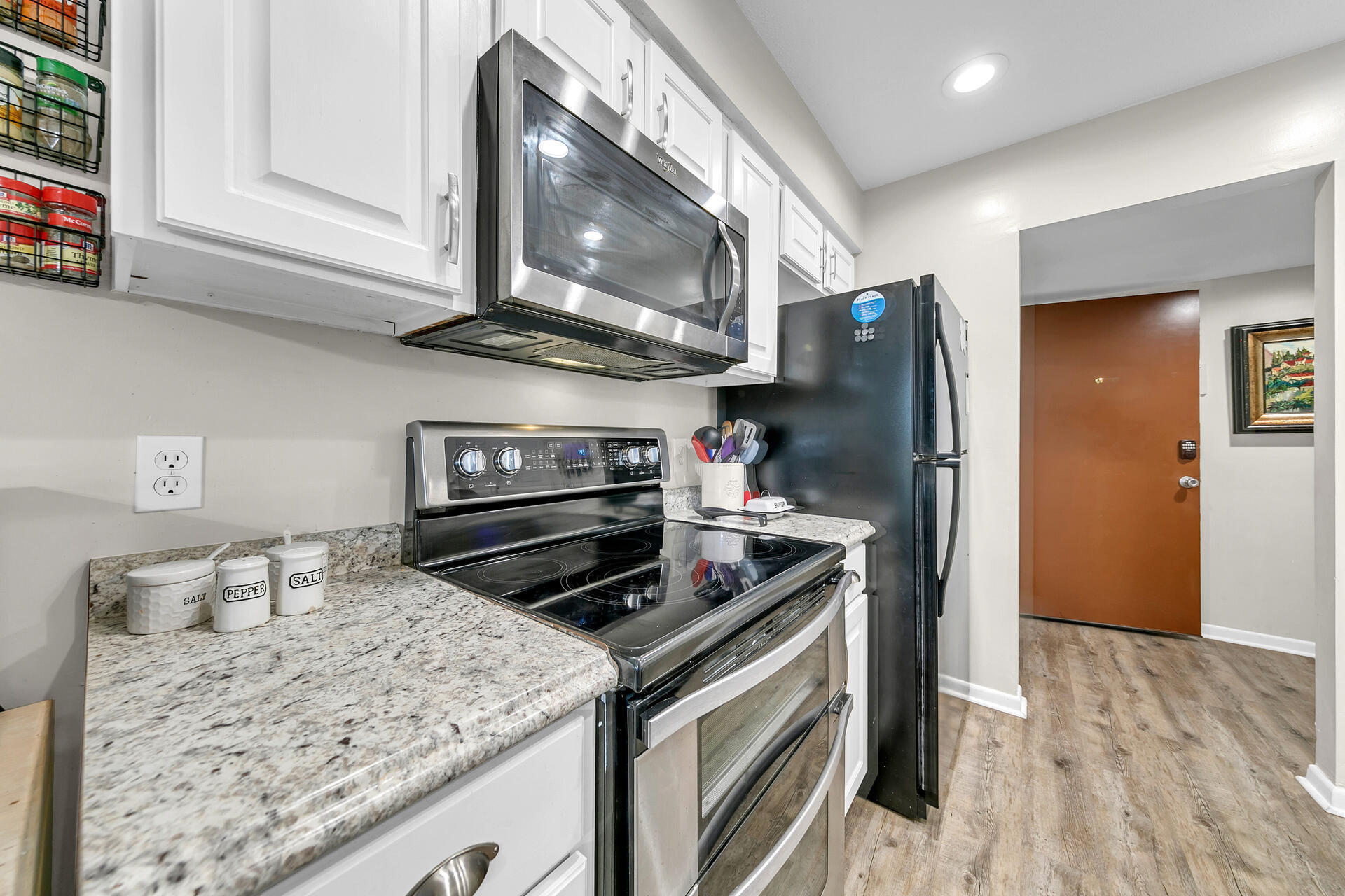 SEASCAPE CONDO FAIRWAYS AT - Residential