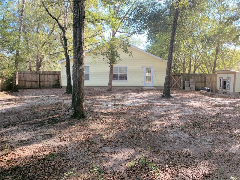 TIMBER WIND ESTATES - Residential Lease