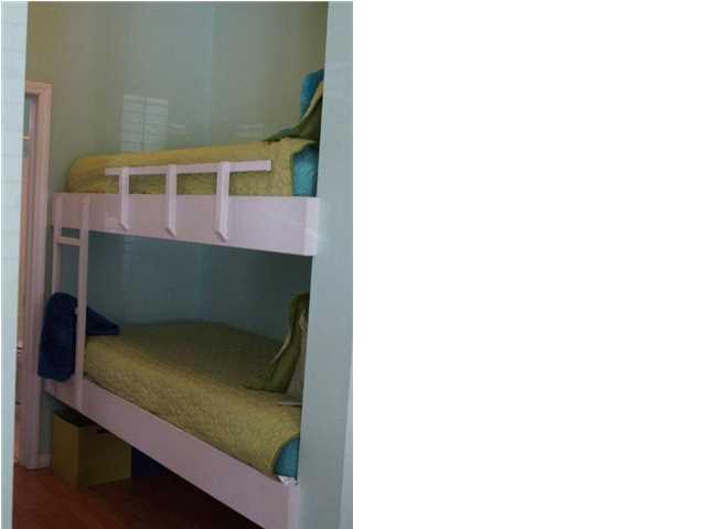 SUNSET COTTAGES CONDO - Residential