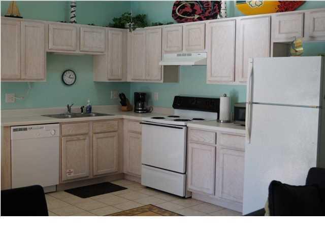 SUNSET COTTAGES CONDO - Residential