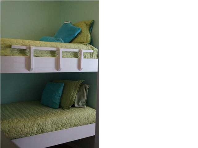 SUNSET COTTAGES CONDO - Residential