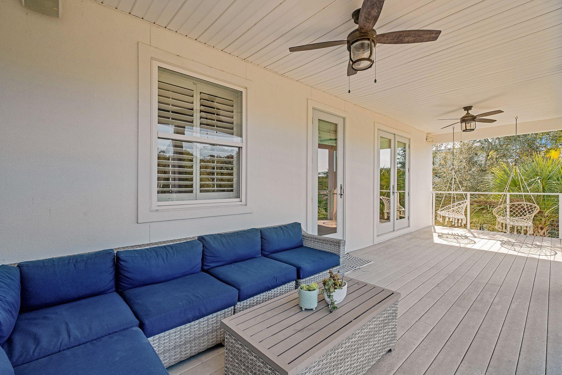 LAKEWOOD POINTE ESTATES - Residential