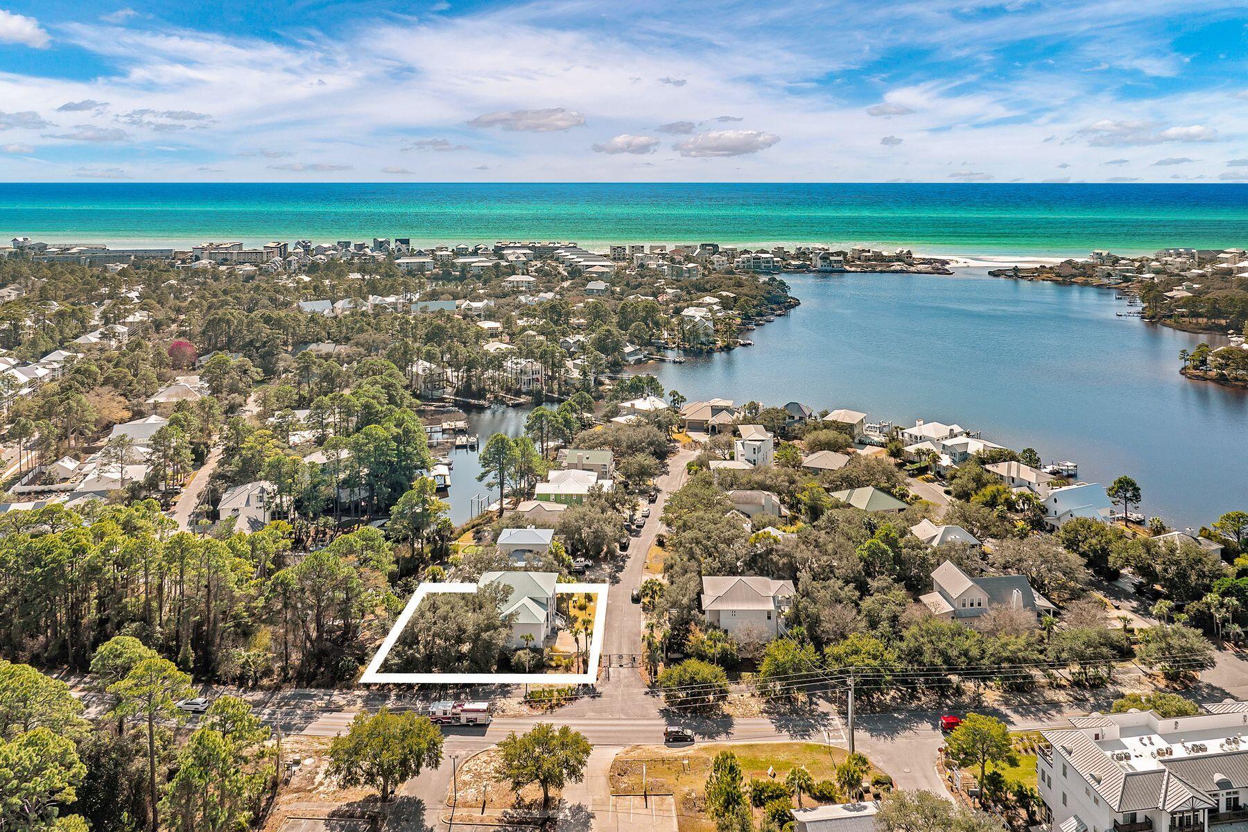 LAKEWOOD POINTE ESTATES - Residential