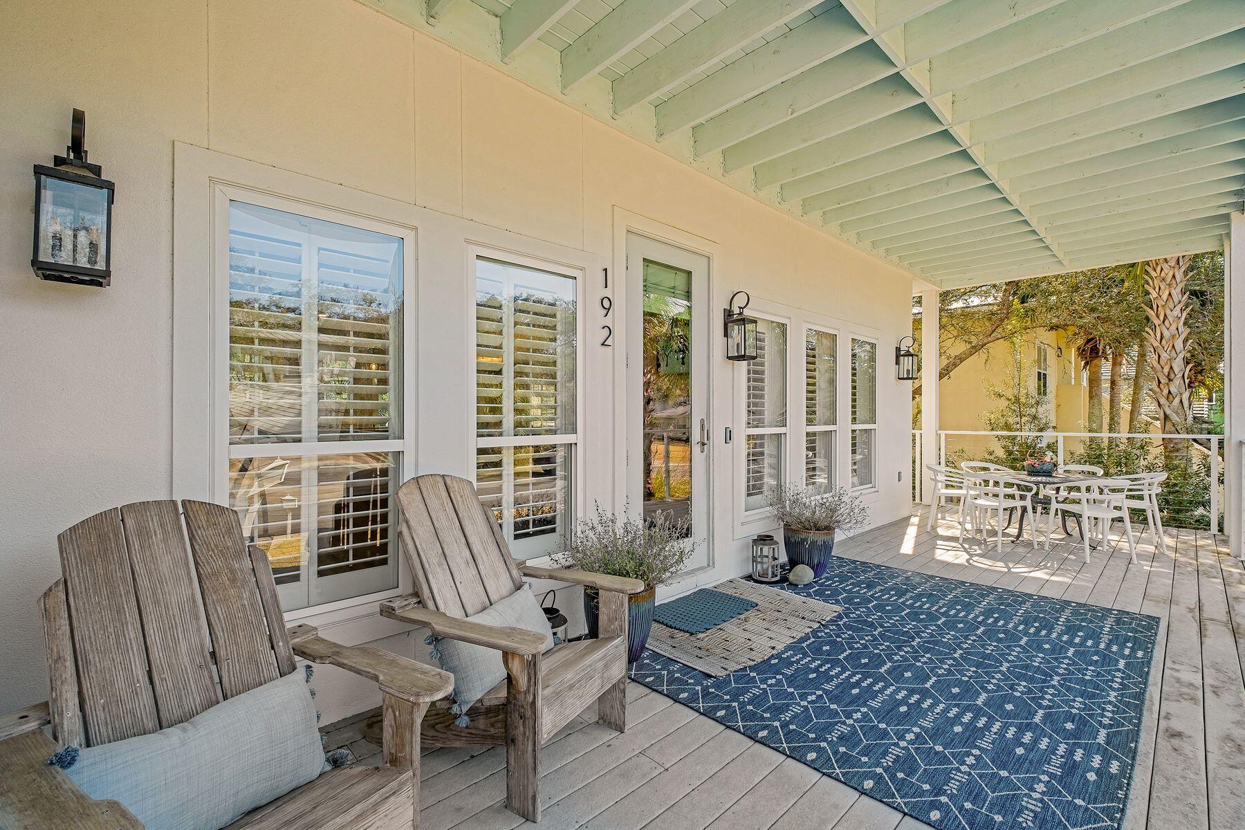 LAKEWOOD POINTE ESTATES - Residential