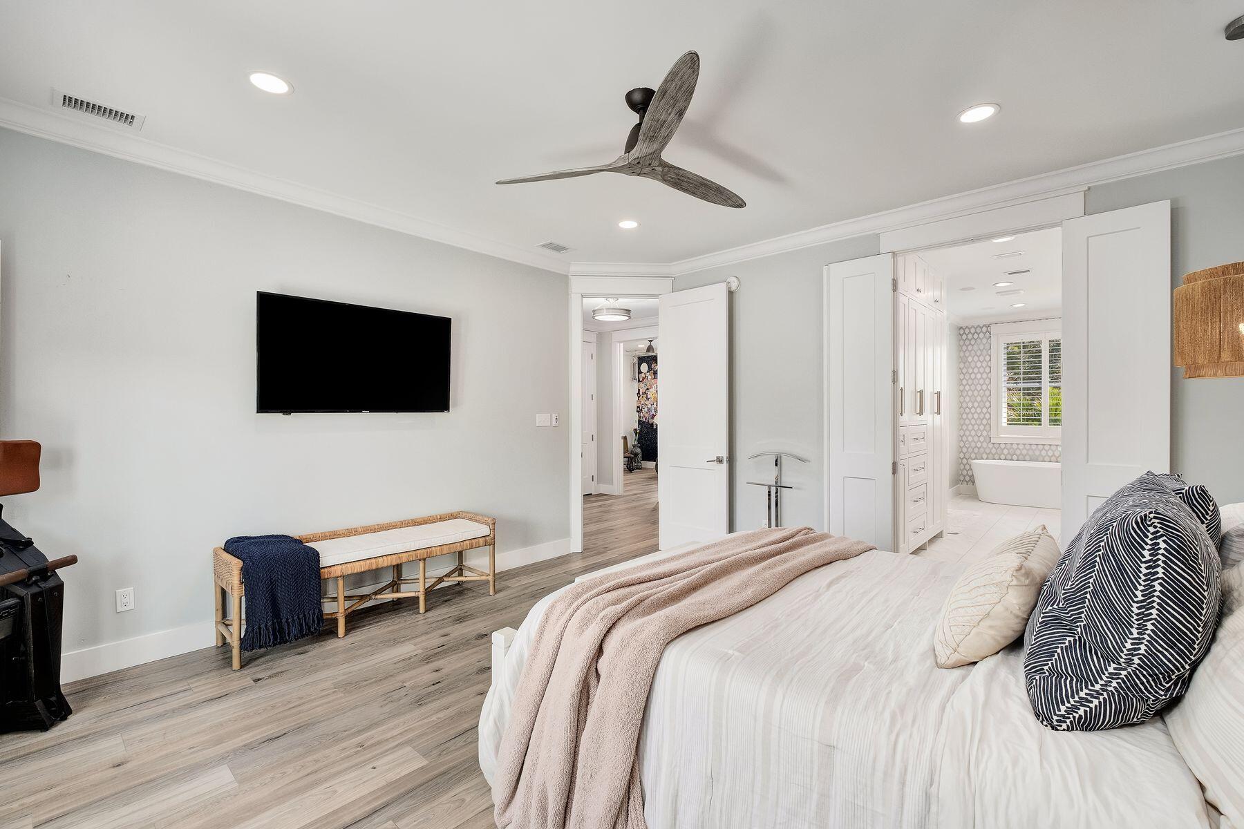 LAKEWOOD POINTE ESTATES - Residential