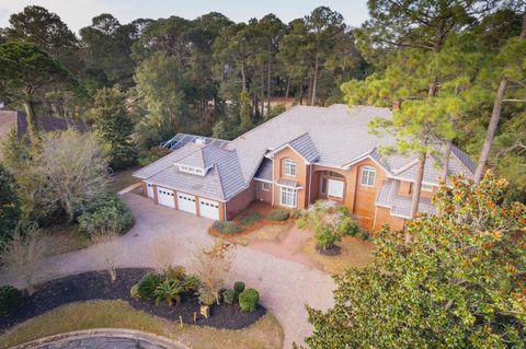 A home in Niceville