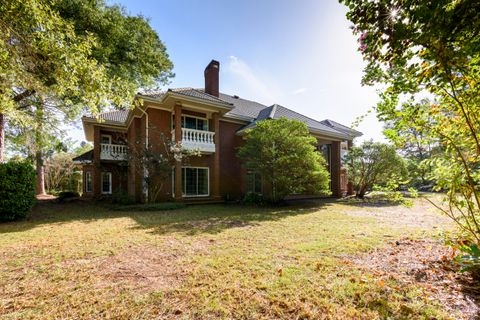 A home in Niceville