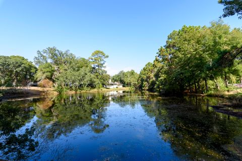 A home in Niceville