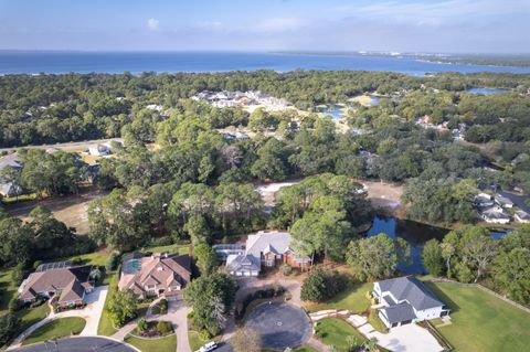 A home in Niceville