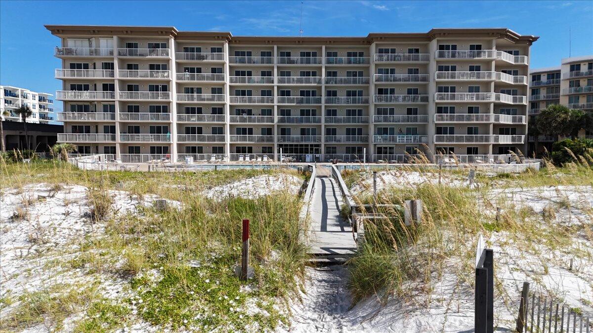 SUMMER PLACE - Residential