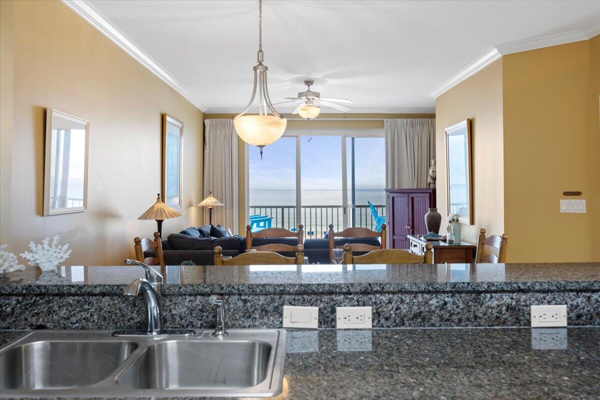 SUMMER PLACE - Residential