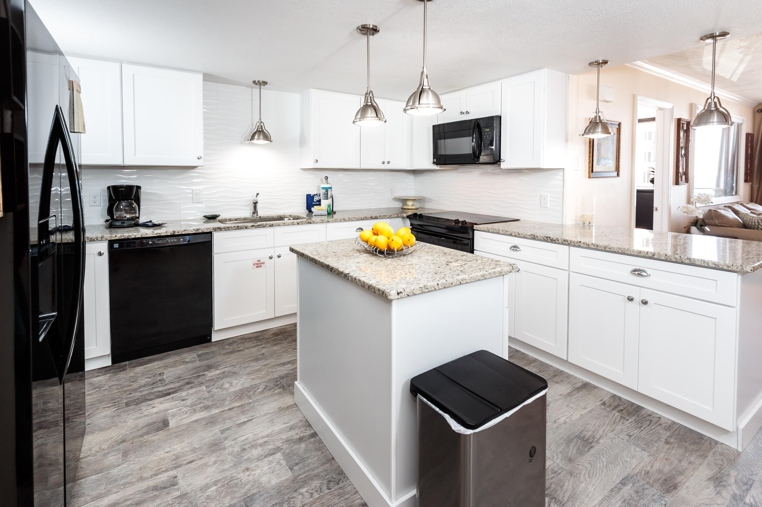 NAUTILUS CONDO - Residential