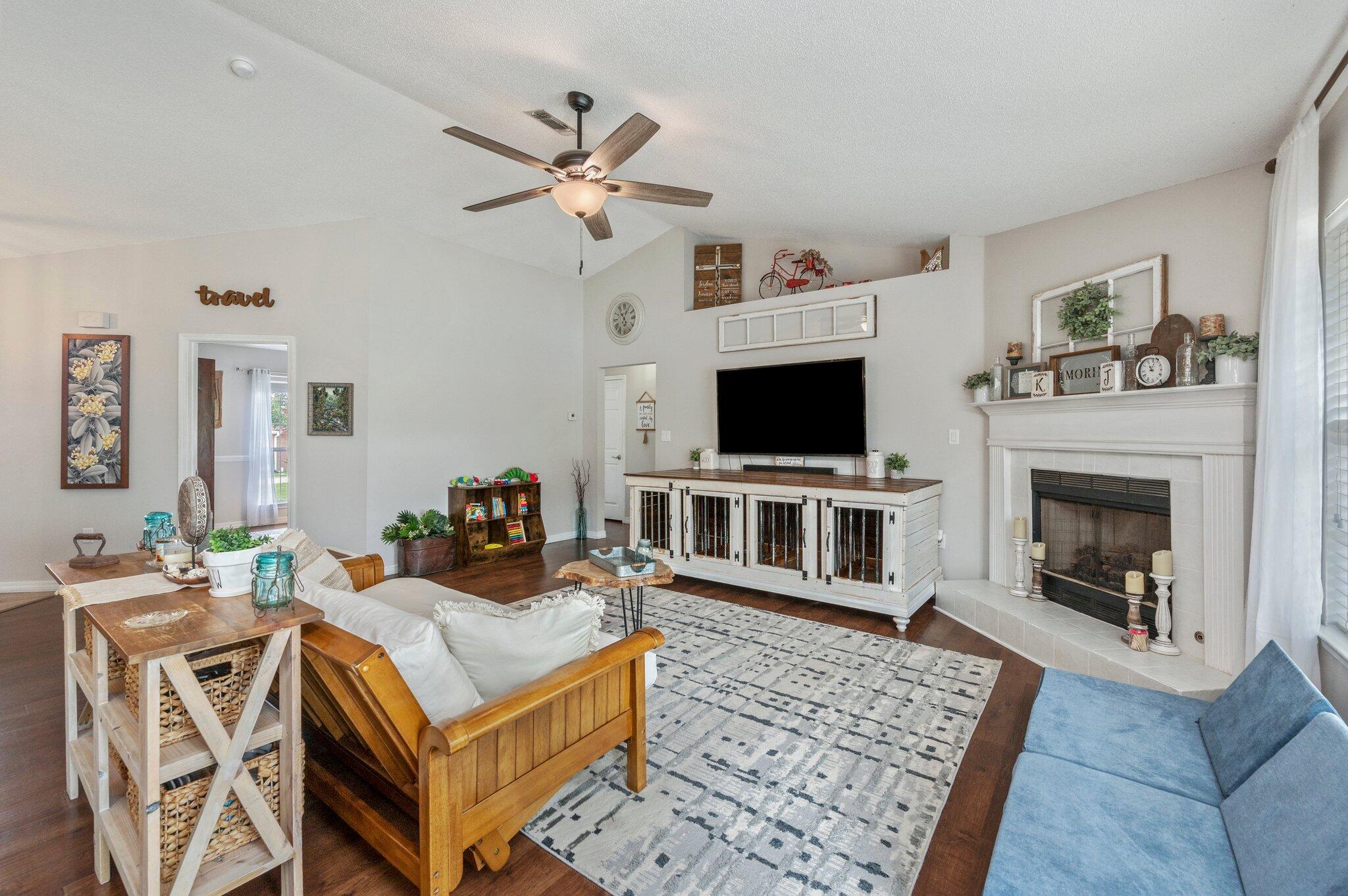 SILVER OAKS PH 2 - Residential