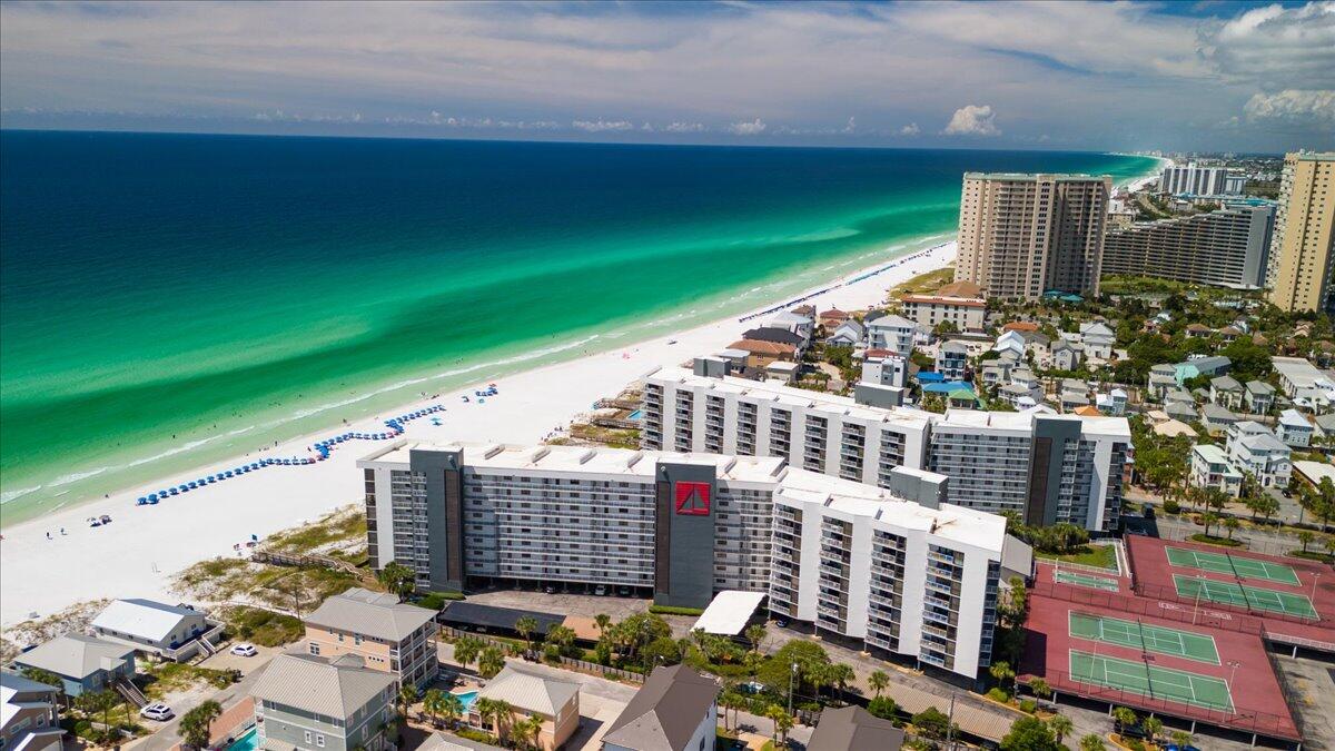 MAINSAIL CONDO PH 1 - Residential