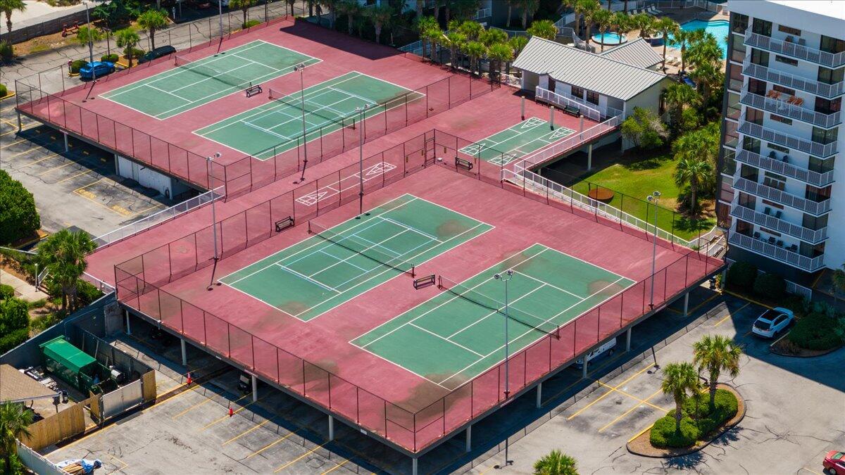 MAINSAIL CONDO PH 1 - Residential