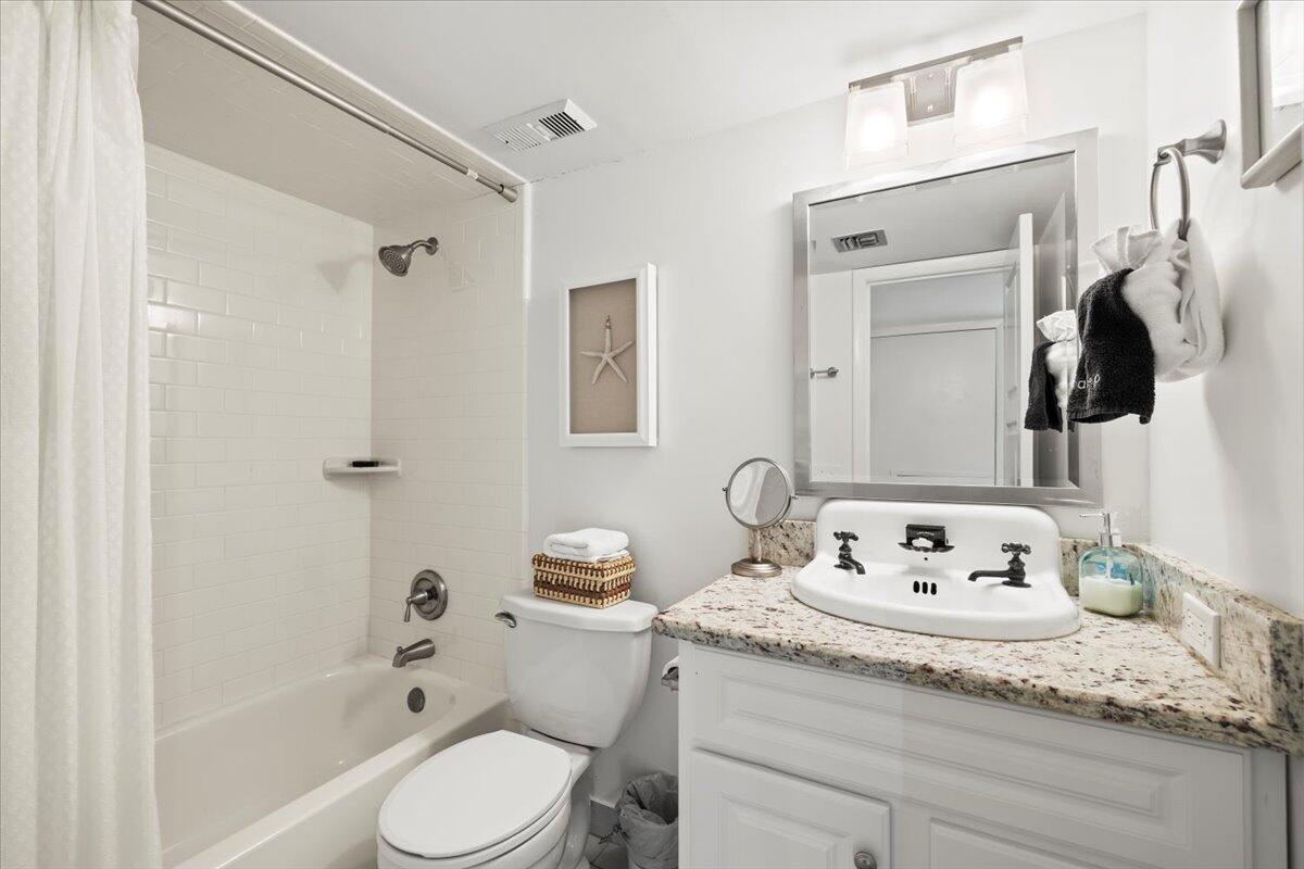 MAINSAIL CONDO PH 1 - Residential