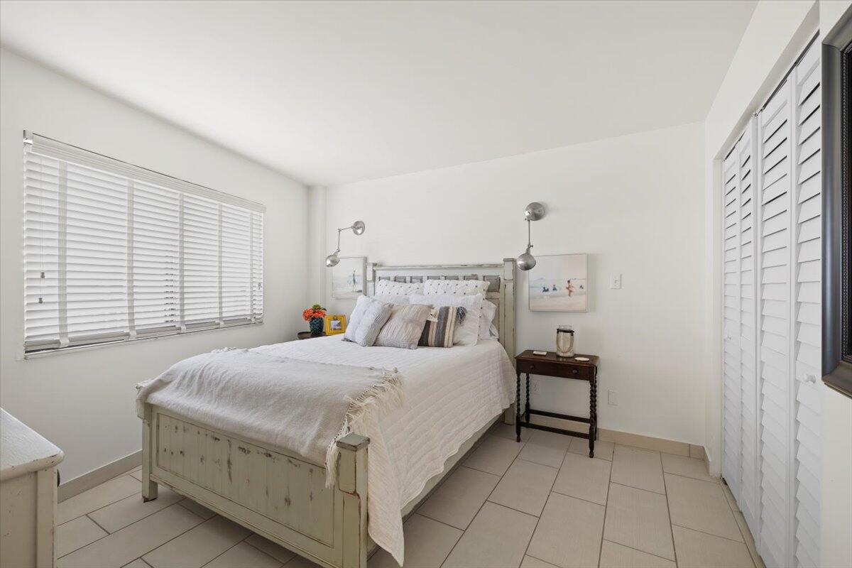 MAINSAIL CONDO PH 1 - Residential
