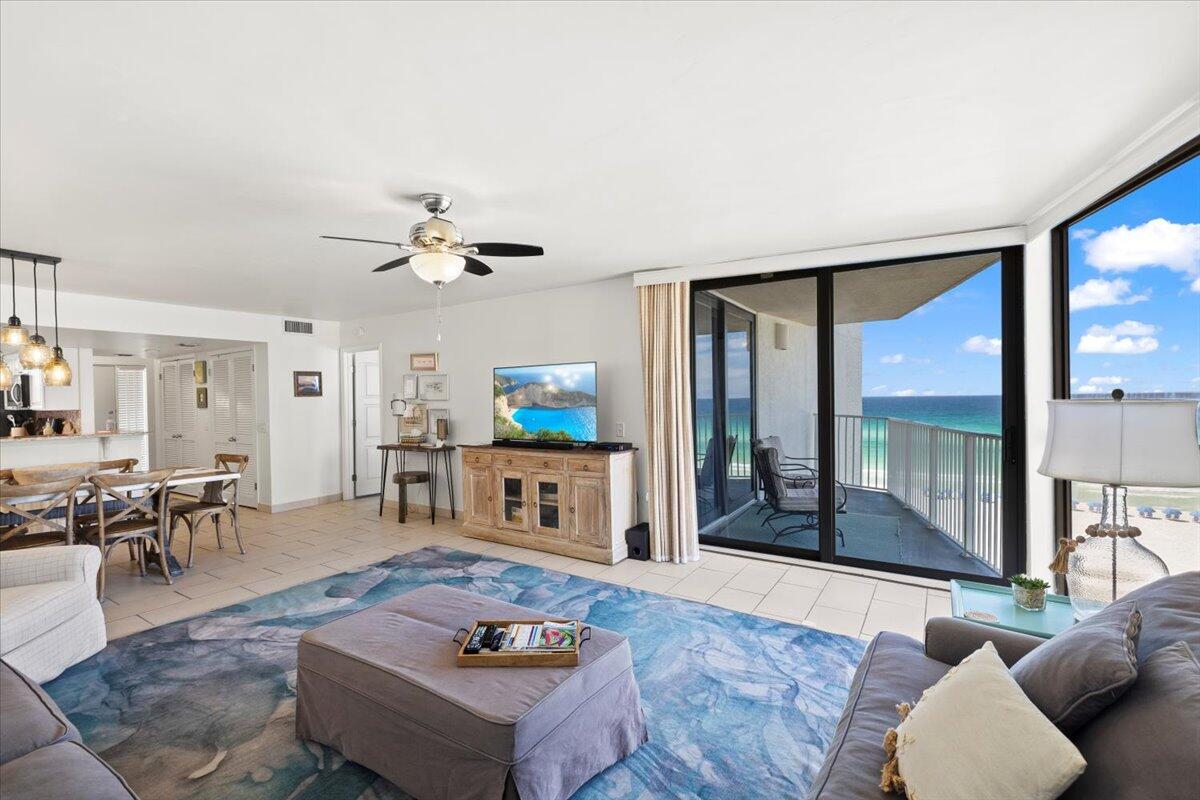 MAINSAIL CONDO PH 1 - Residential