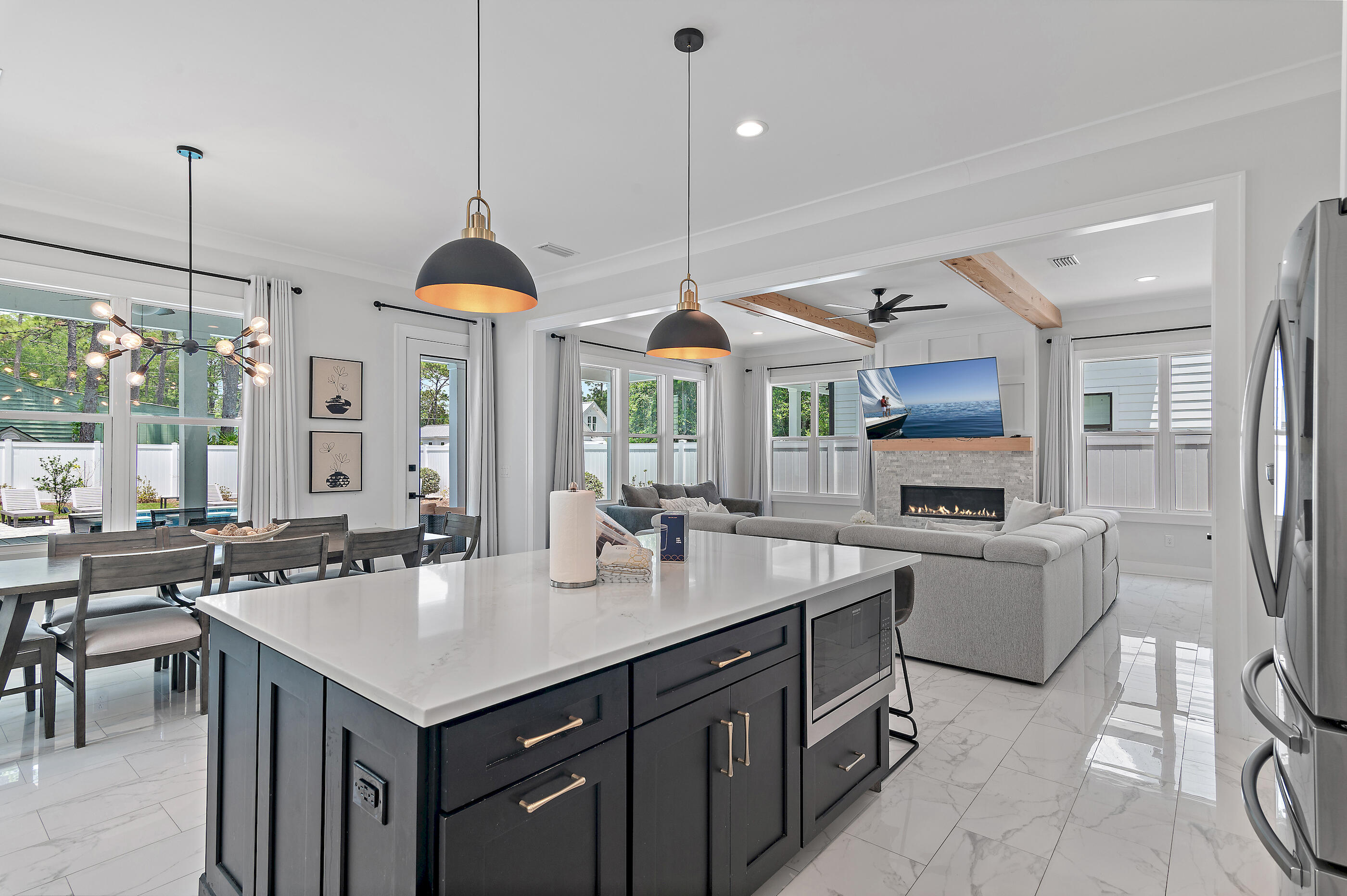 GULF SHORE MANOR - Residential