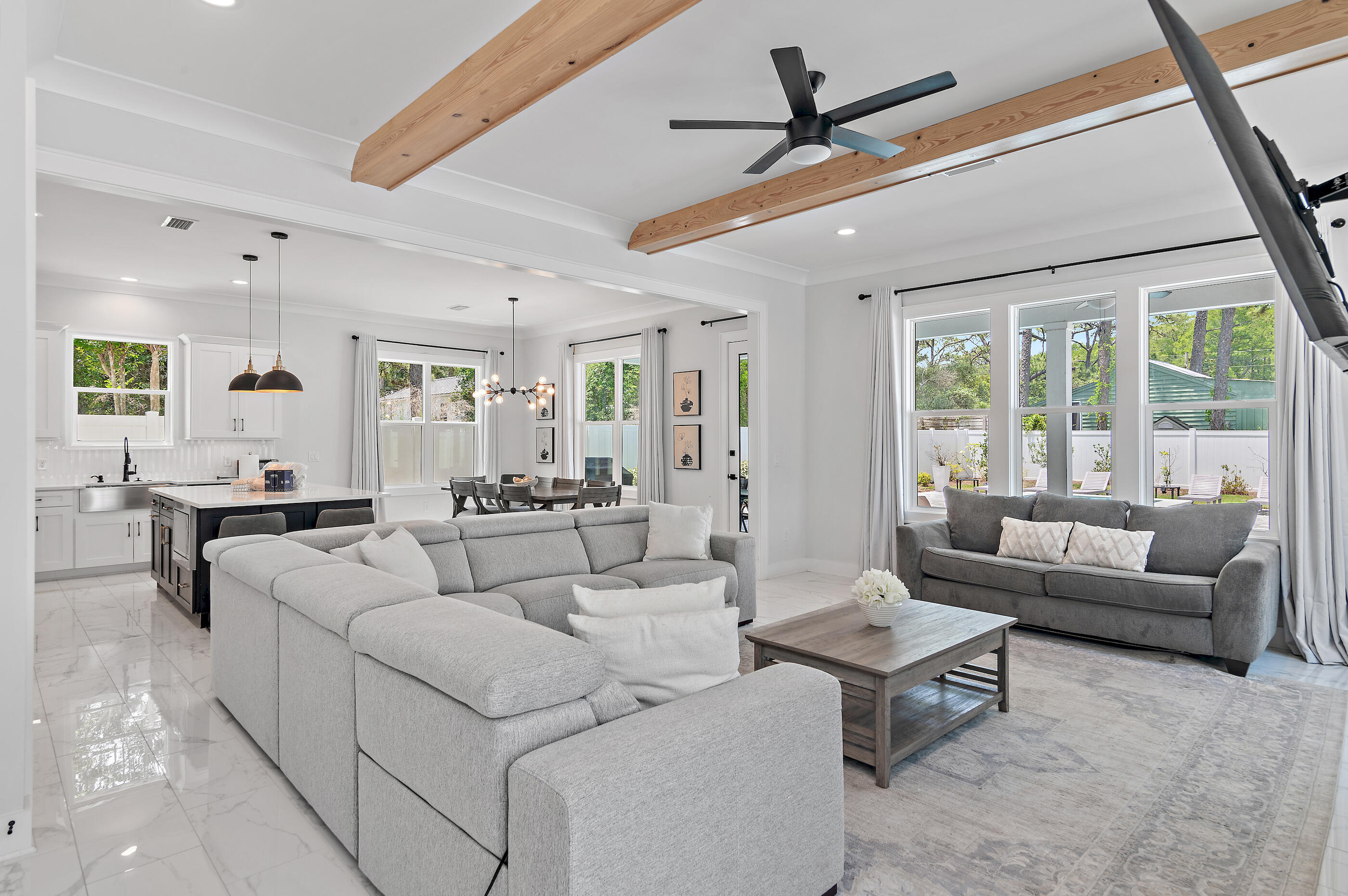 GULF SHORE MANOR - Residential